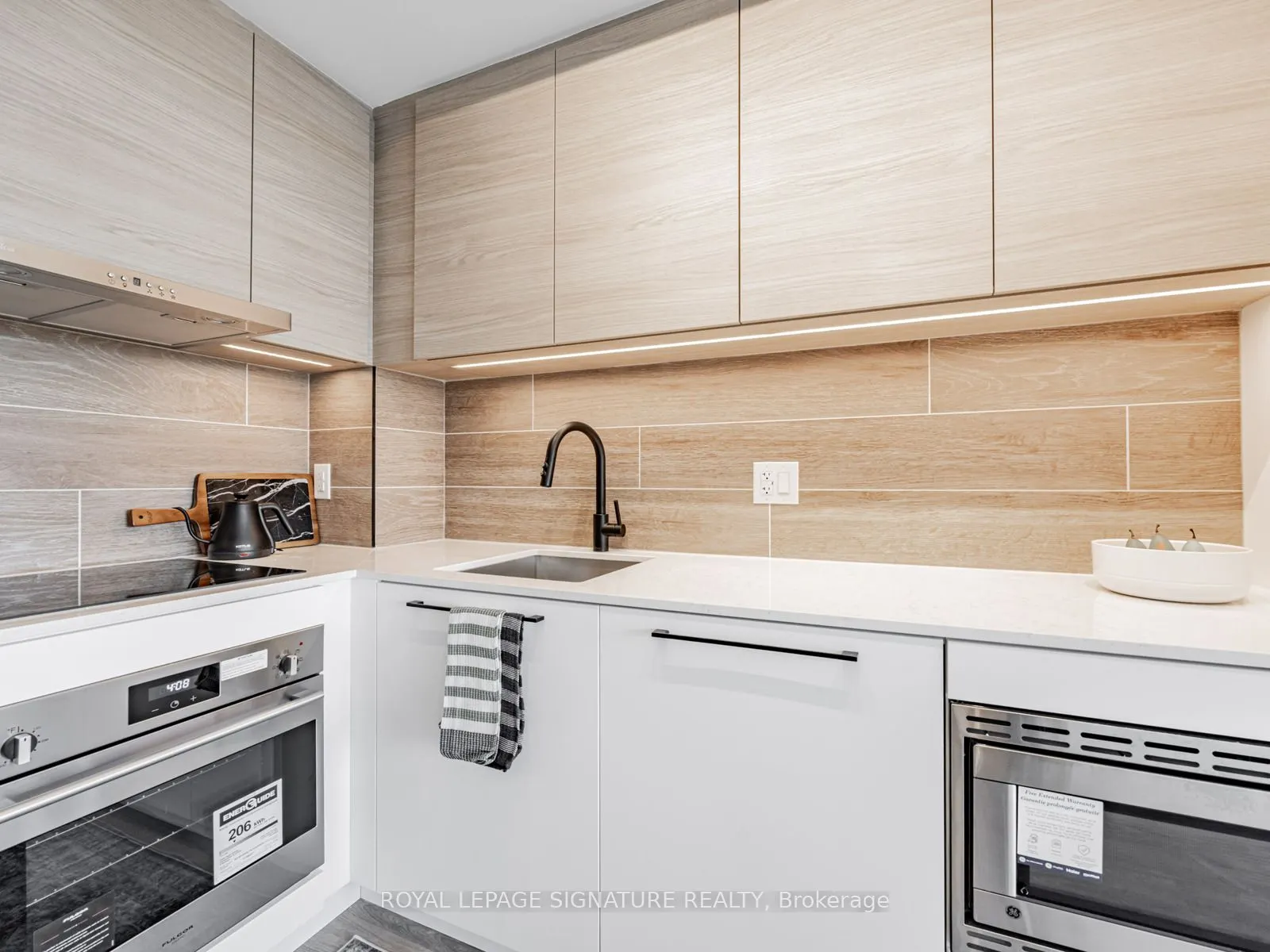 1050 Eastern Avenue, #416