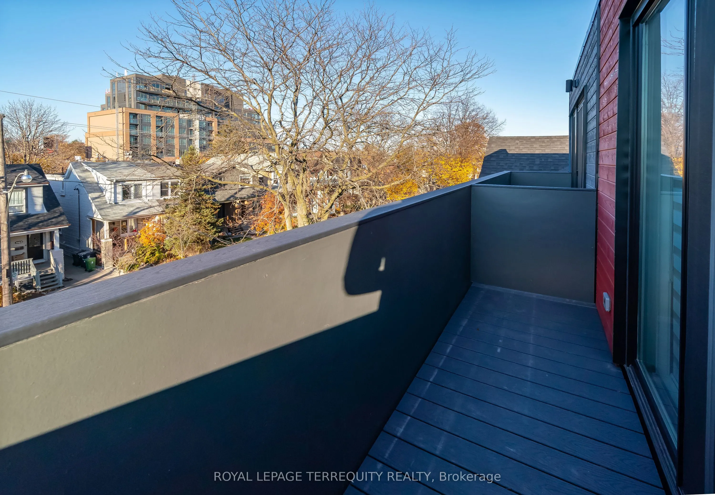 211 Chatham Avenue, #Upper