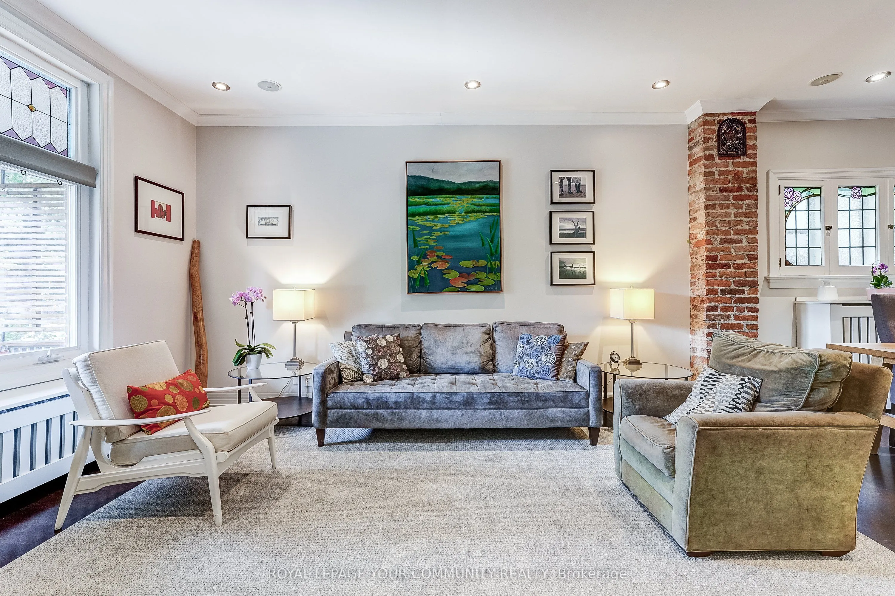13 Howland Road