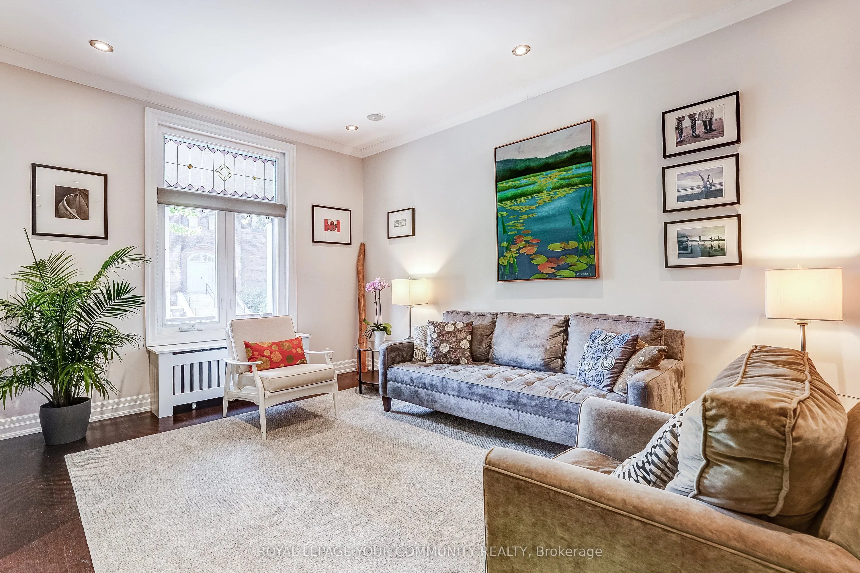 13 Howland Road