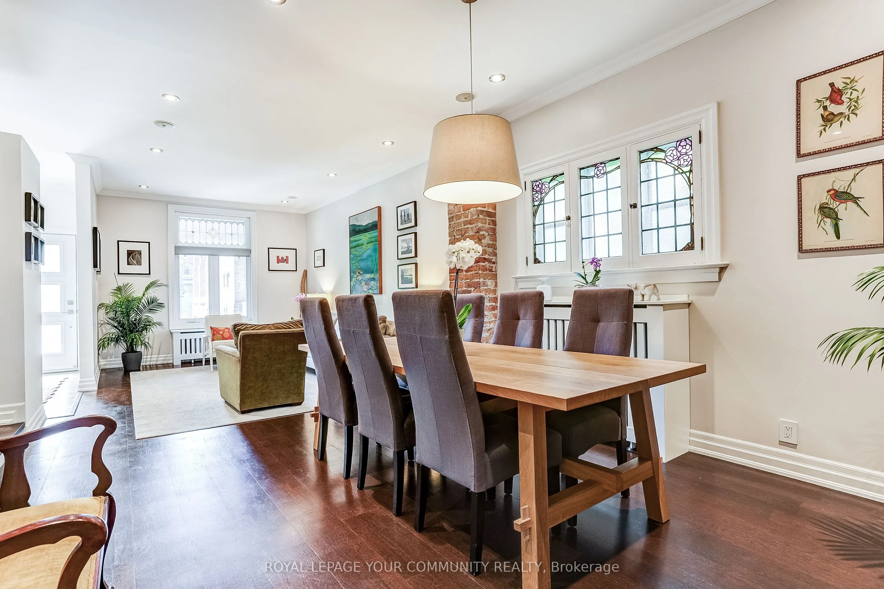 13 Howland Road