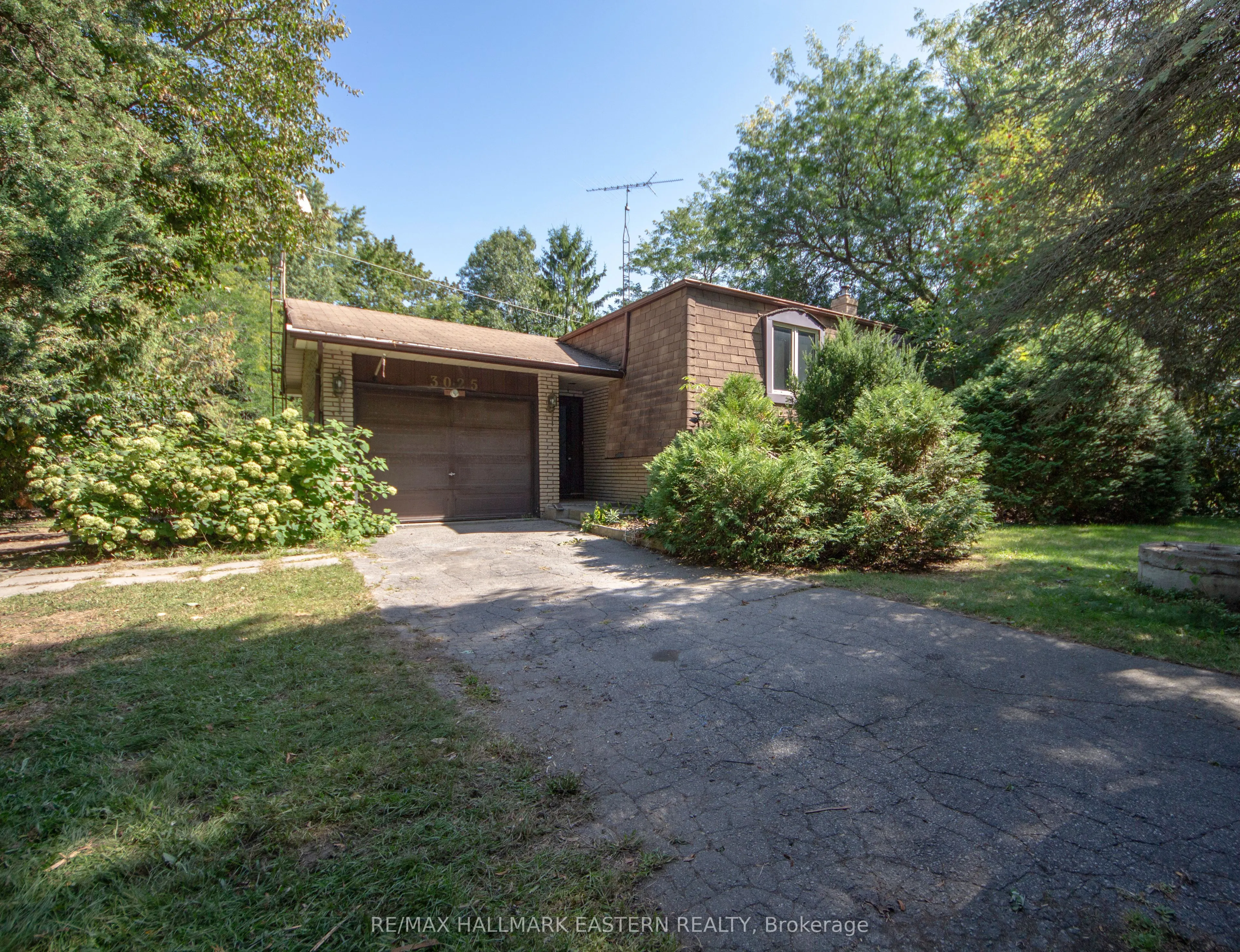 3025 Lockhart Road