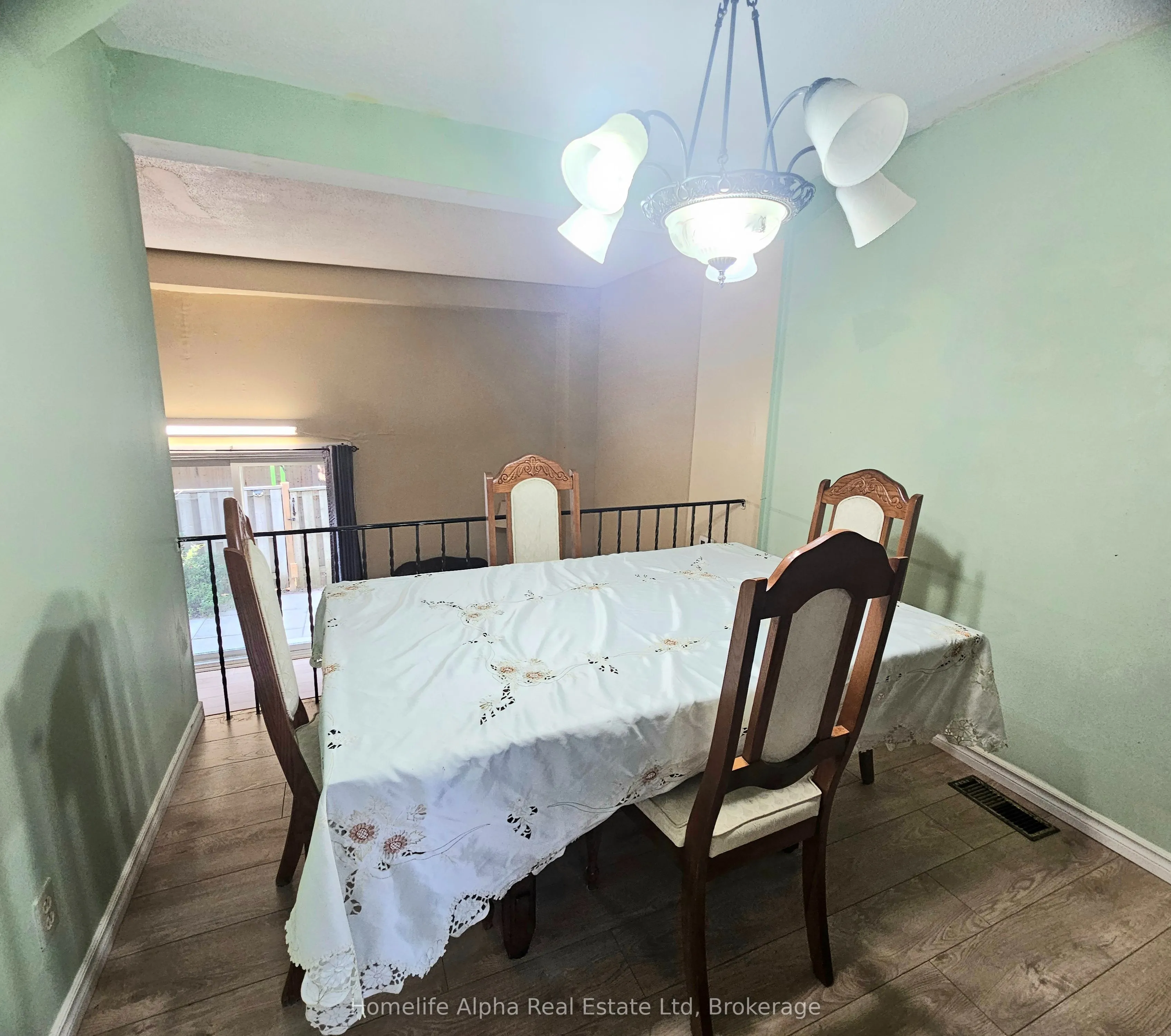 300 Bridletowne Circle, #24