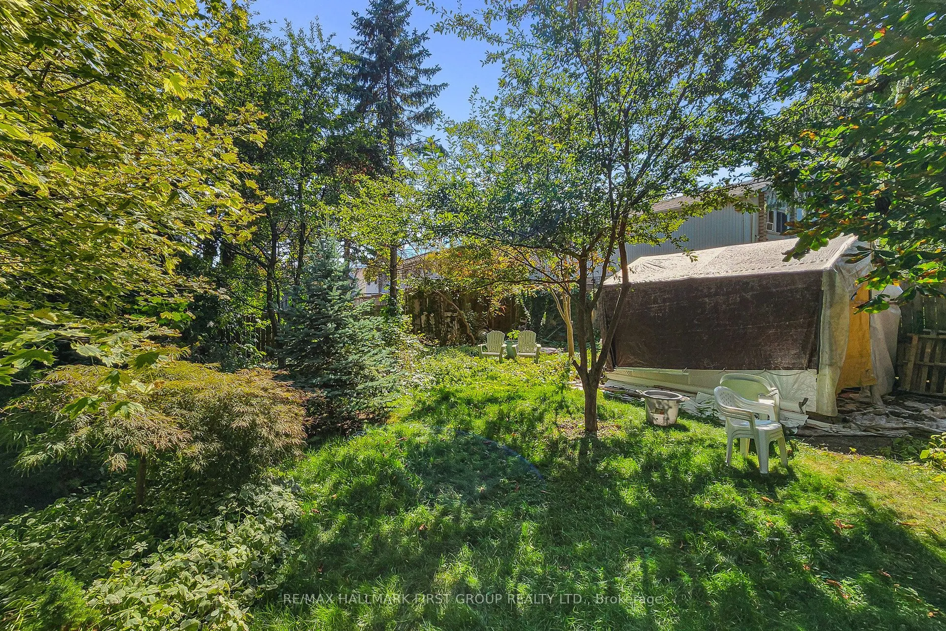 1433 Finch Avenue