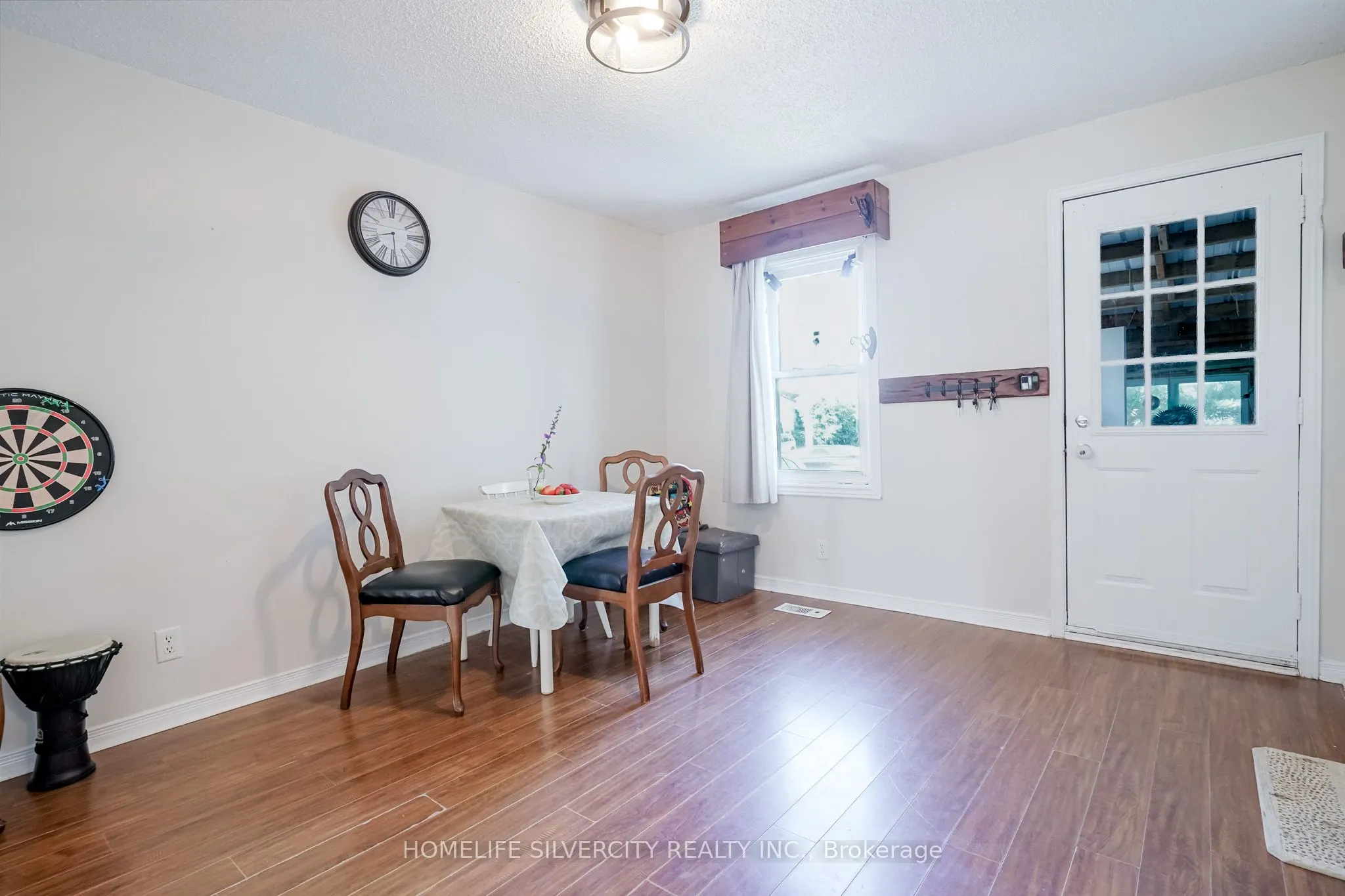 283 Park Road S