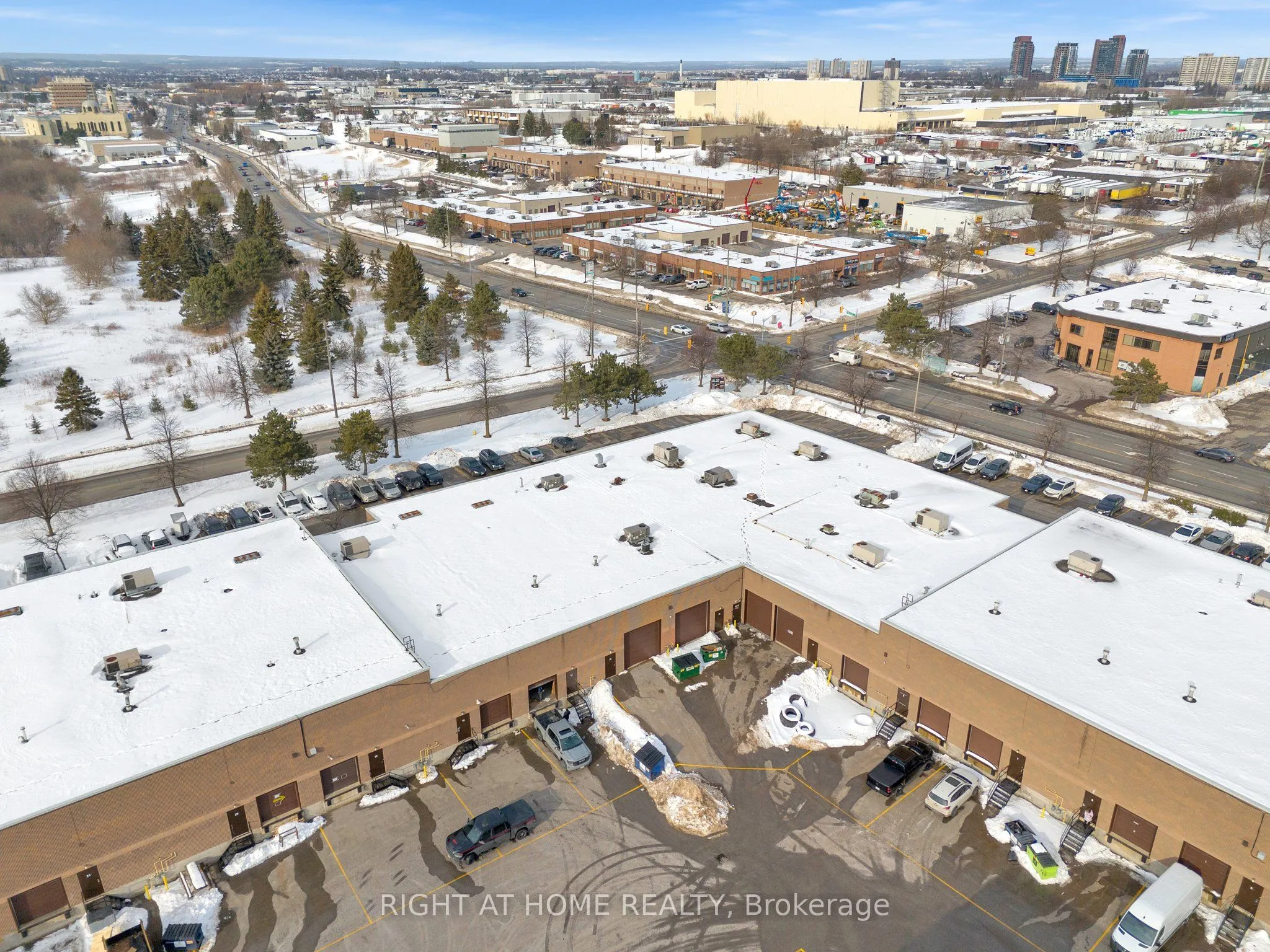 520 Westney Road S, #16