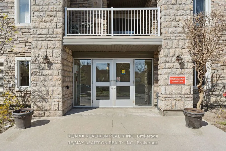 684 Warden Avenue, #103