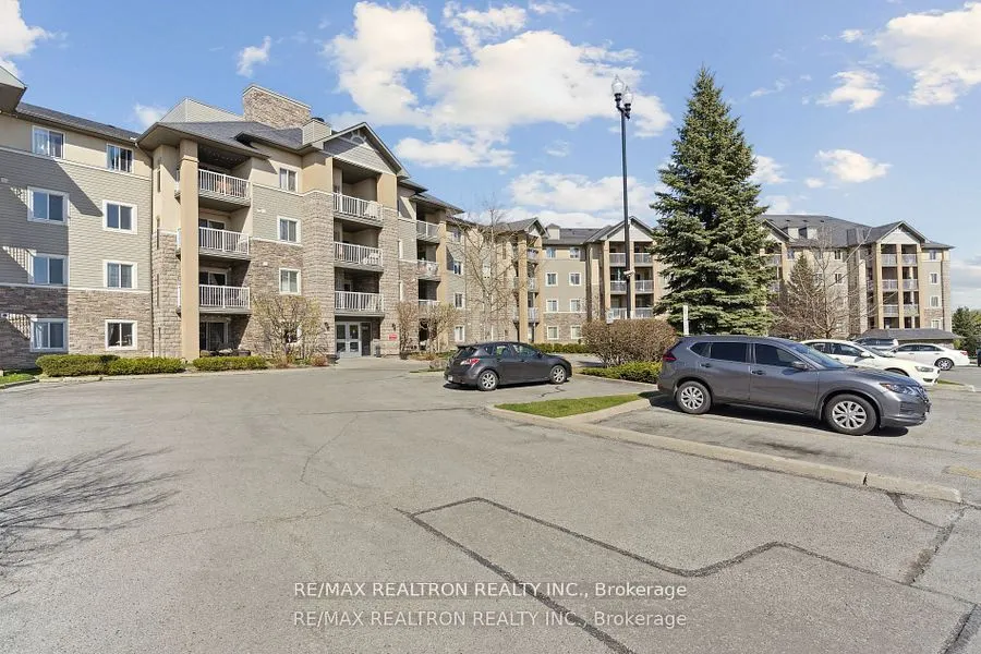 684 Warden Avenue, #103