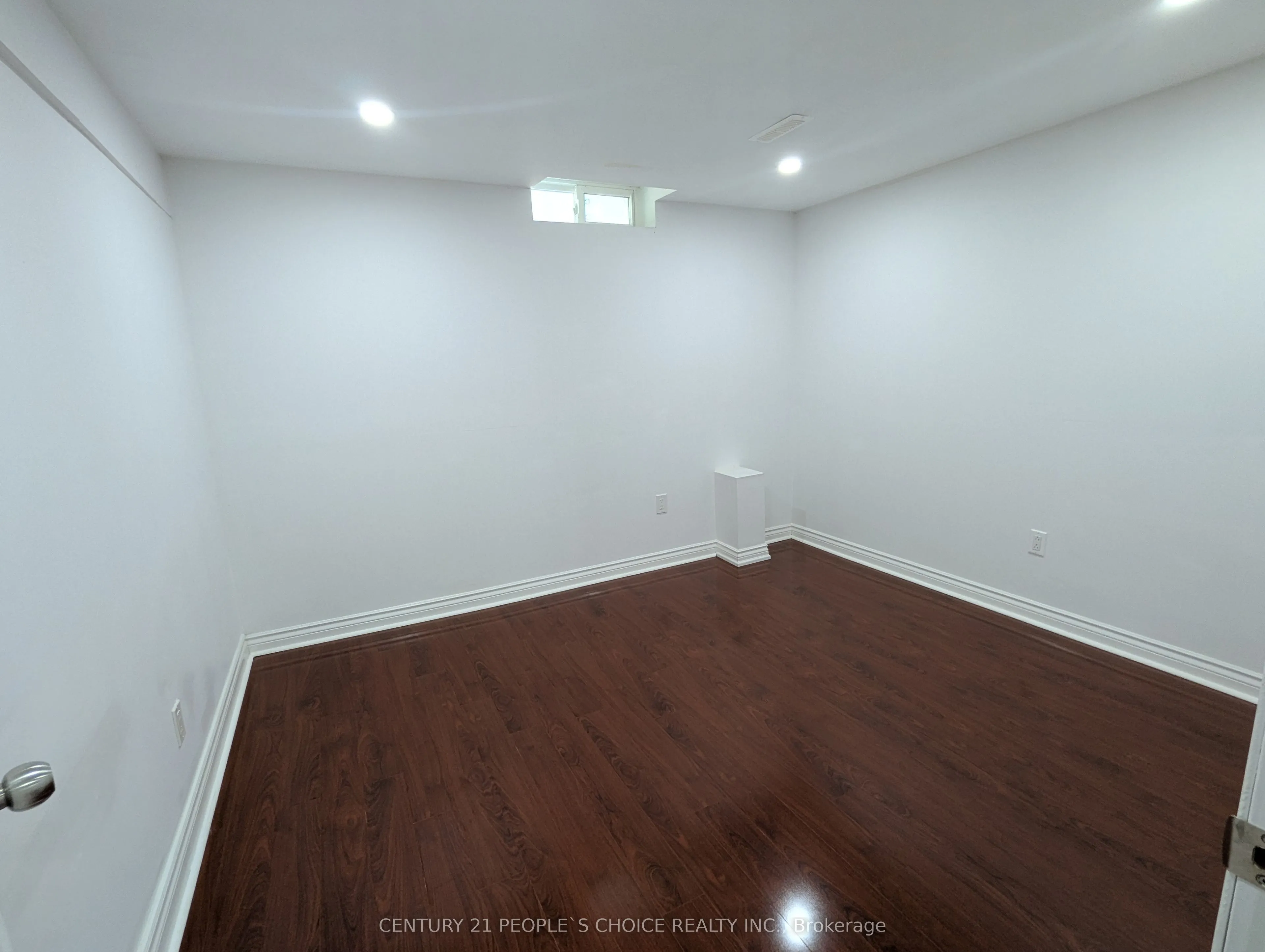 45 Whiteleas Avenue