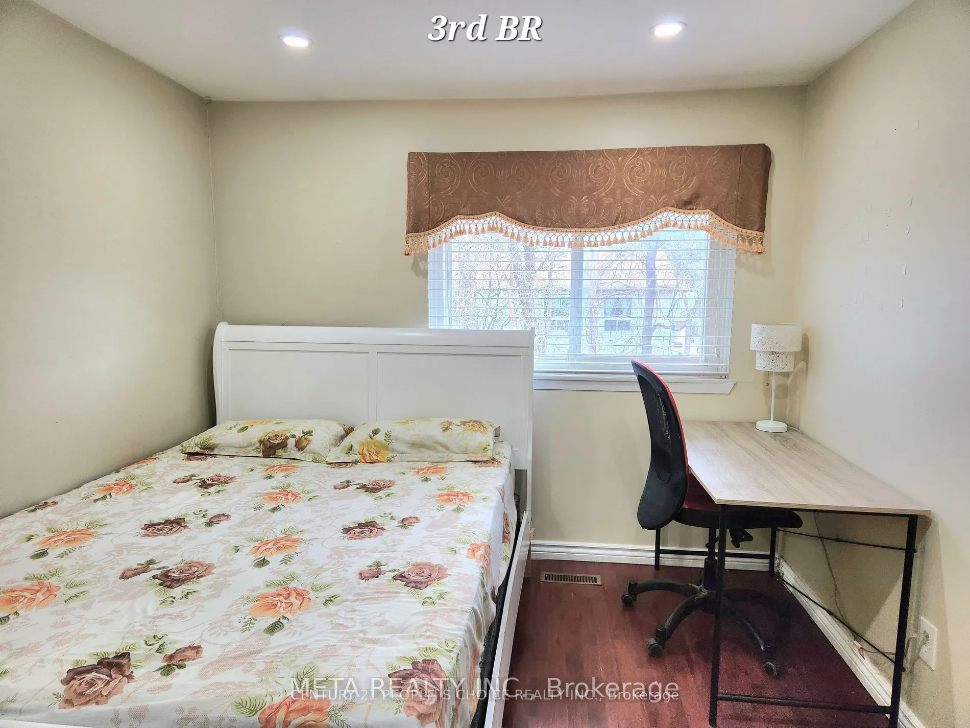 45 Whiteleas Avenue