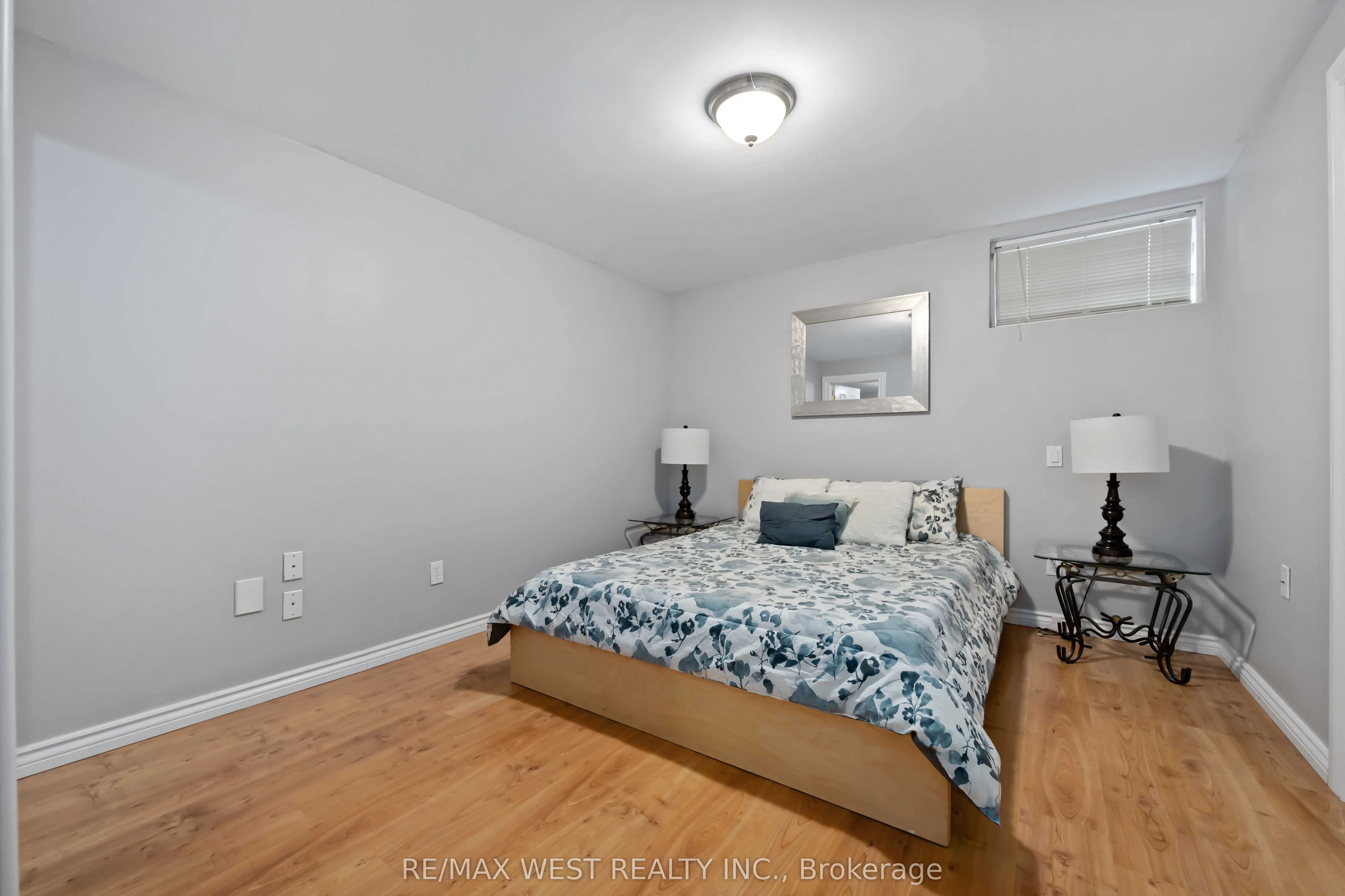 636 Faywood Crescent