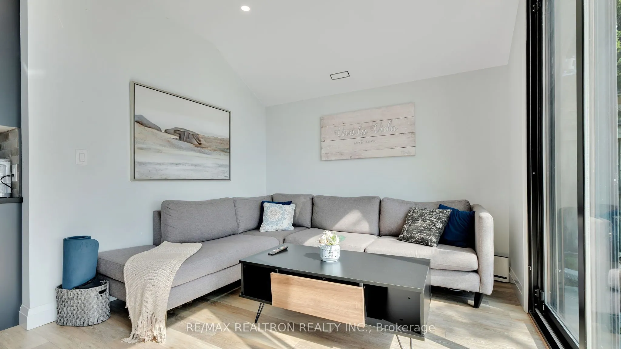 63 Cedar Crest Beach Road
