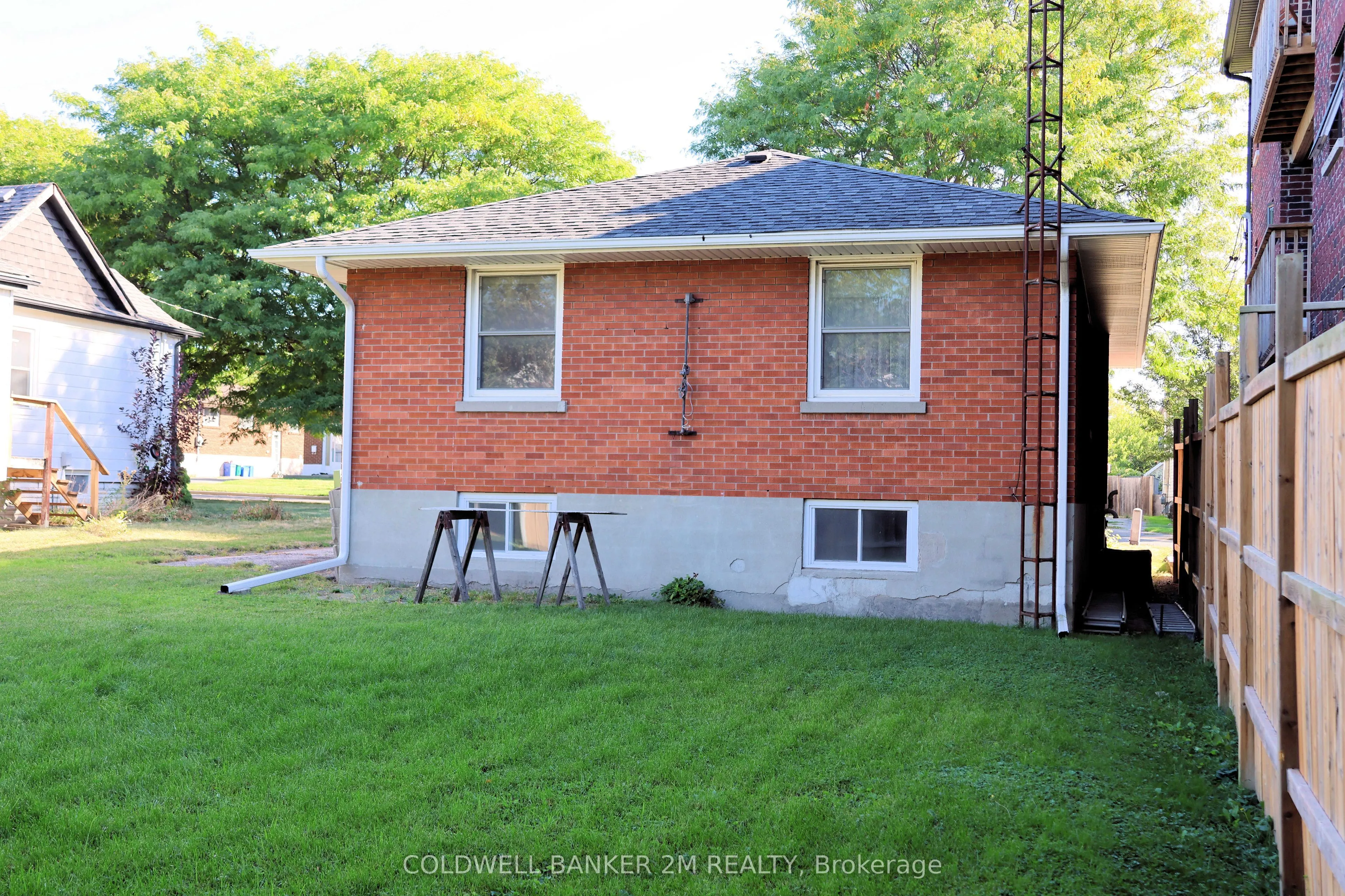 90 Cromwell Avenue
