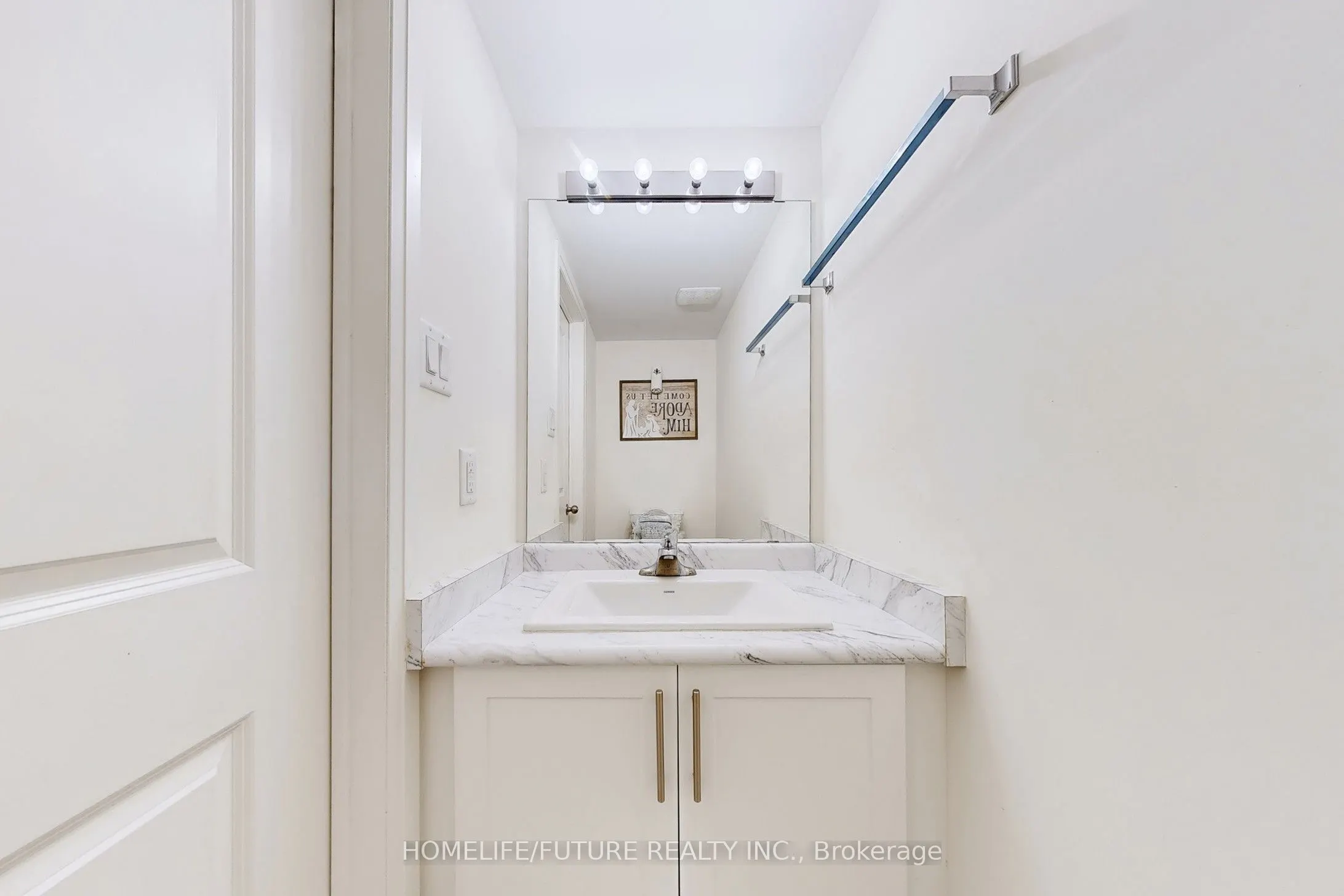 224 Lord Elgin Lane