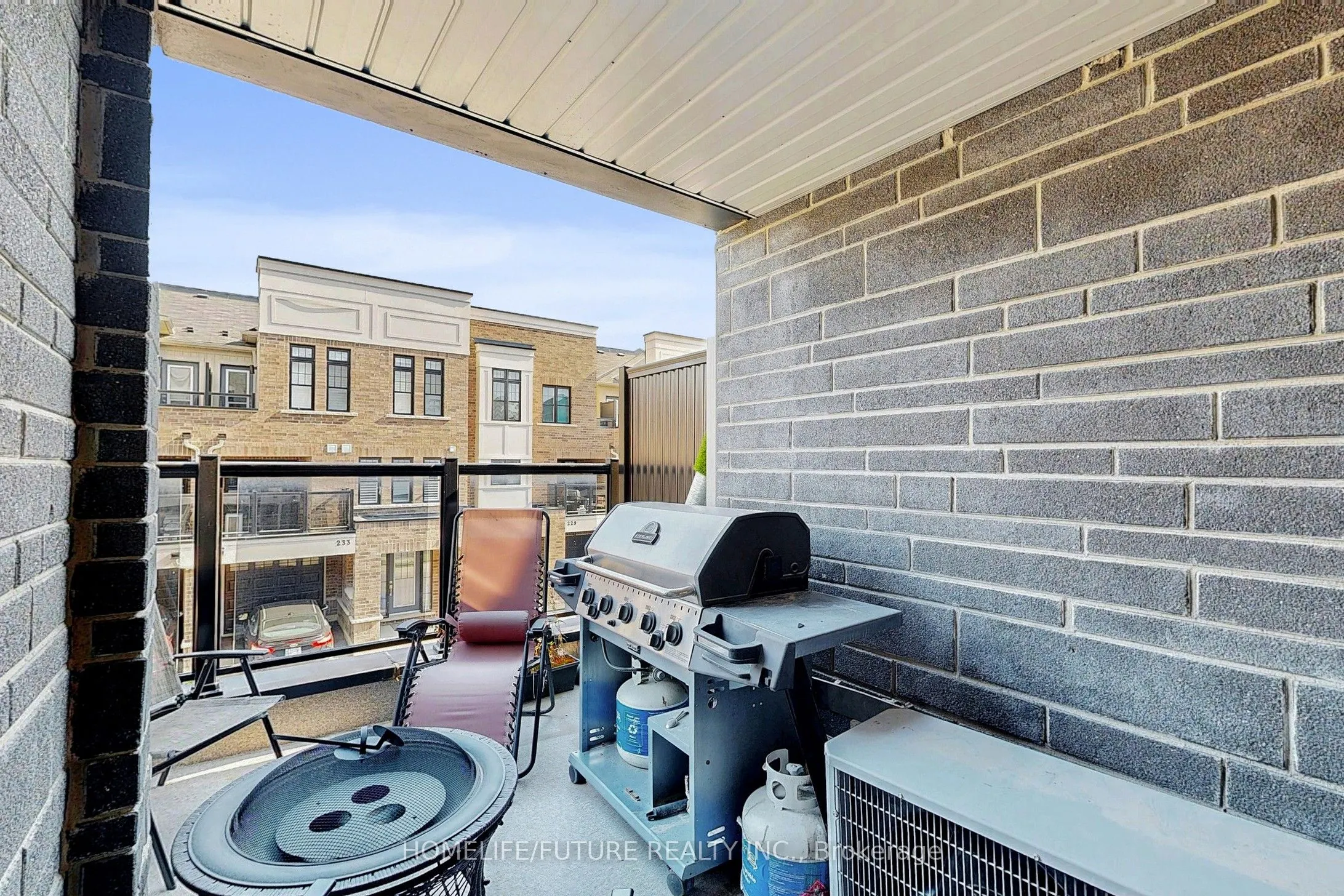 224 Lord Elgin Lane