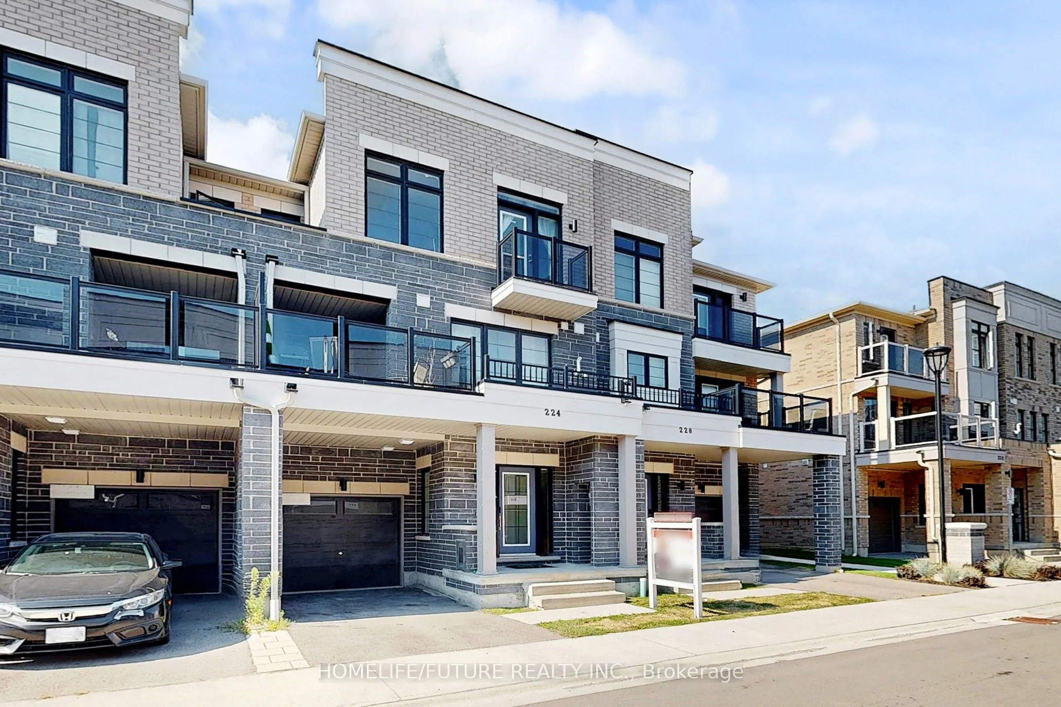 224 Lord Elgin Lane
