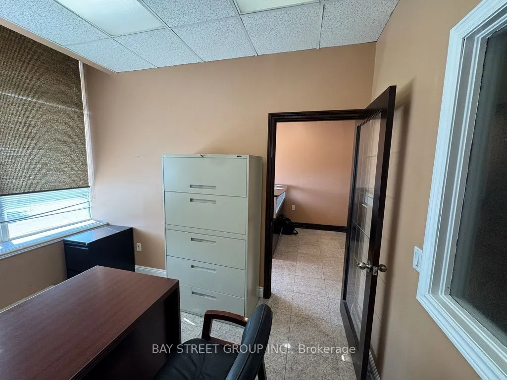 80 Corporate Drive, #204