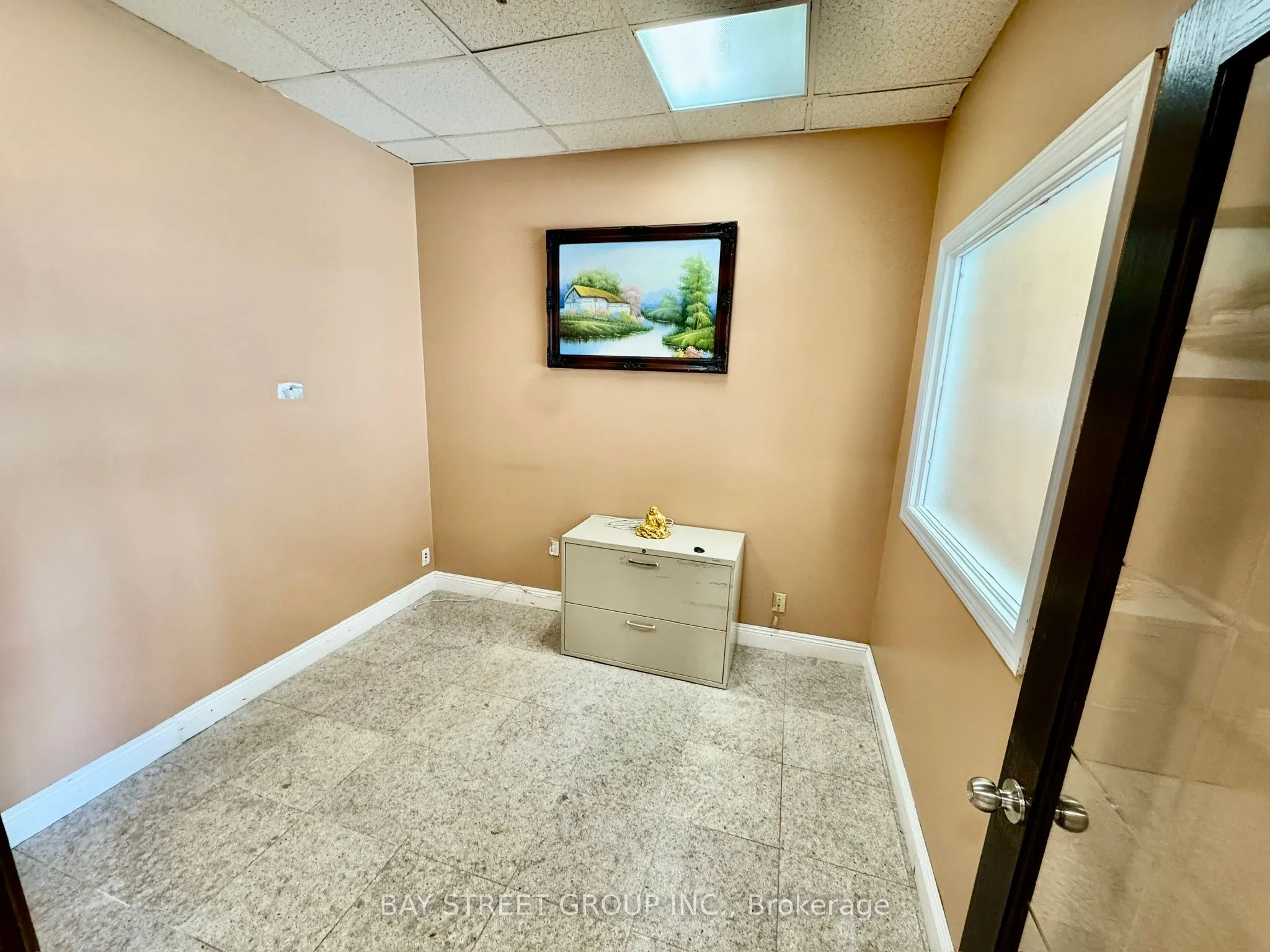 80 Corporate Drive, #204