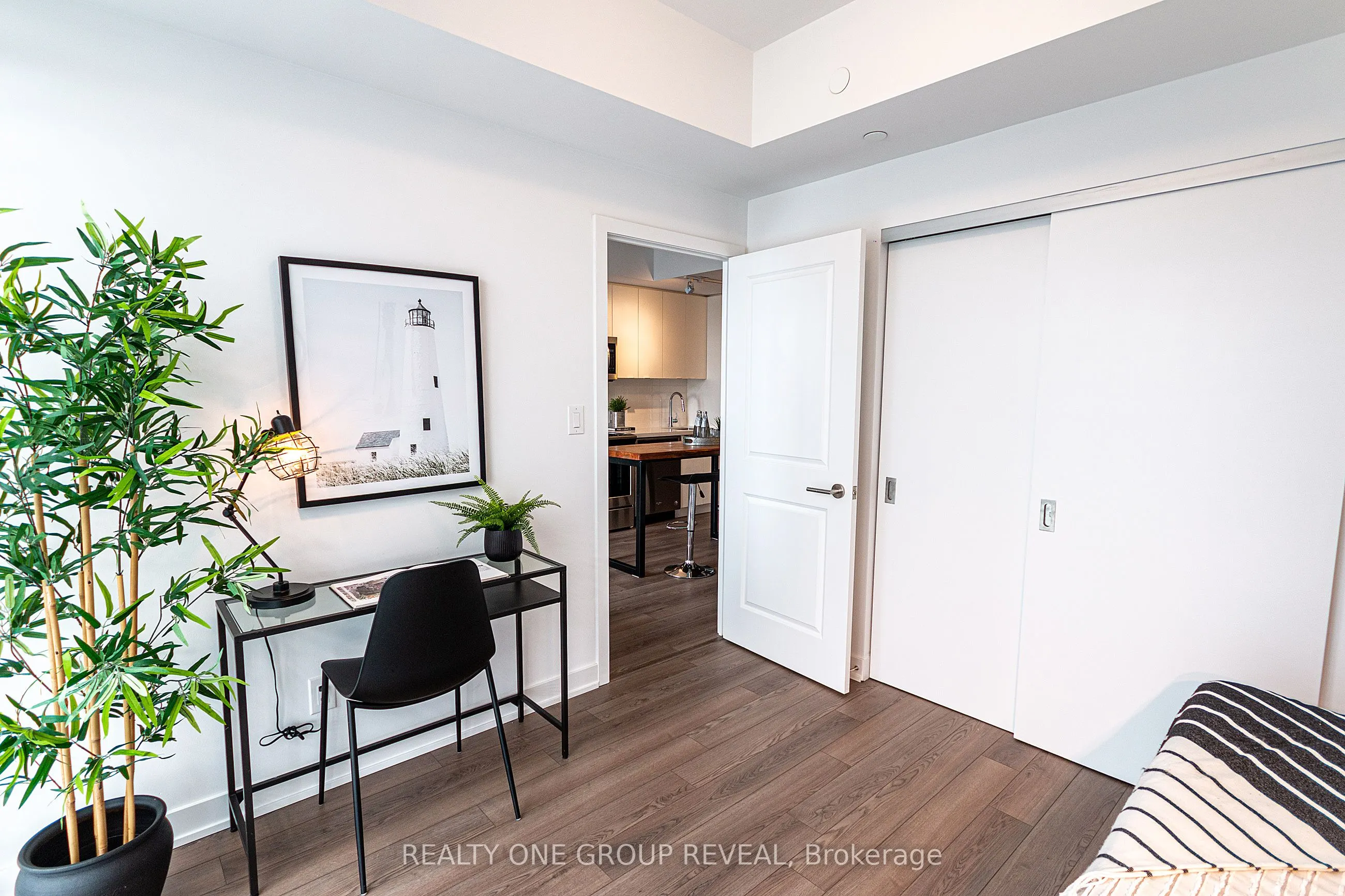 2799 Kingston Road, #913
