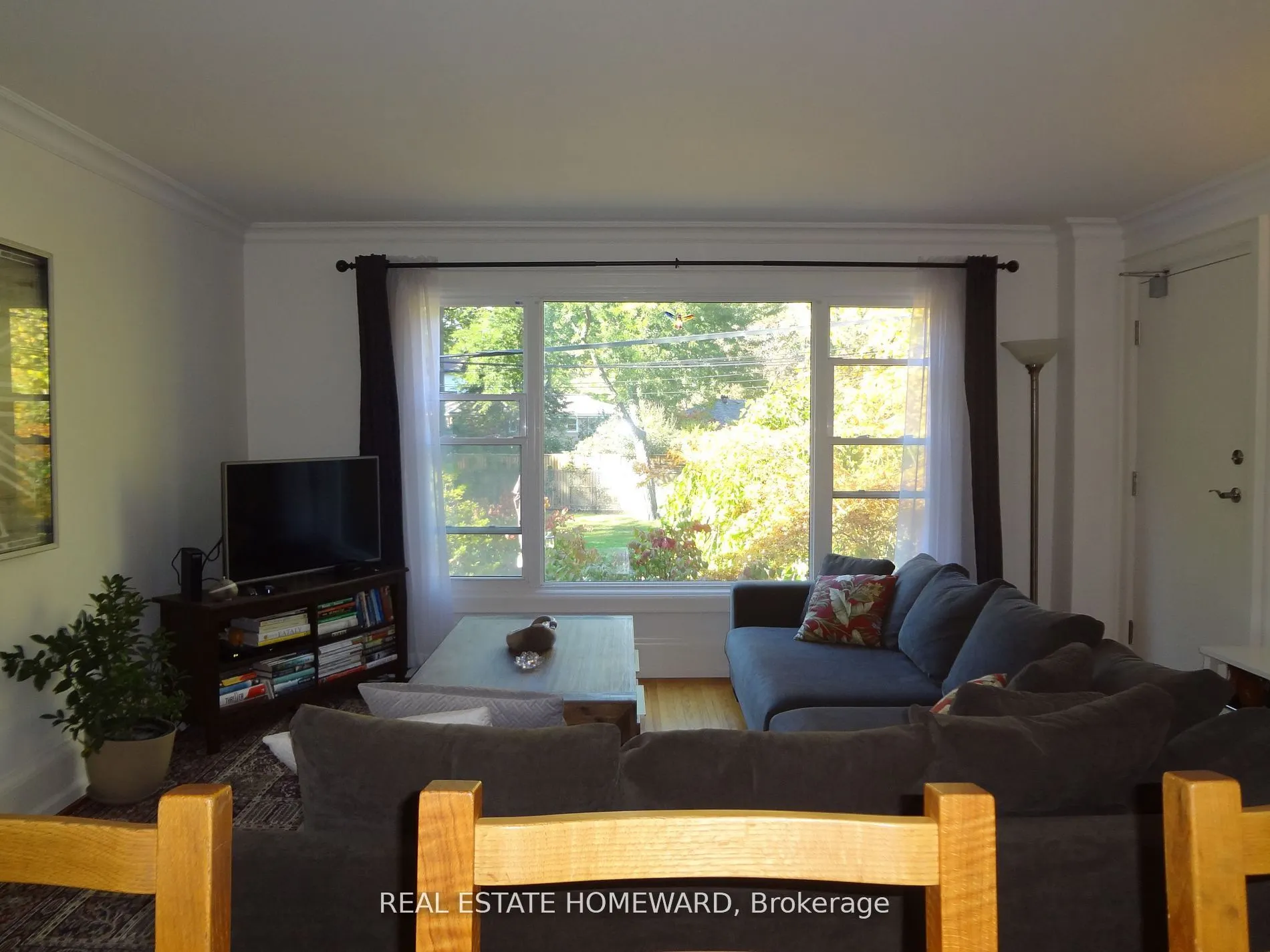 21 Love Crescent, #Main Floor