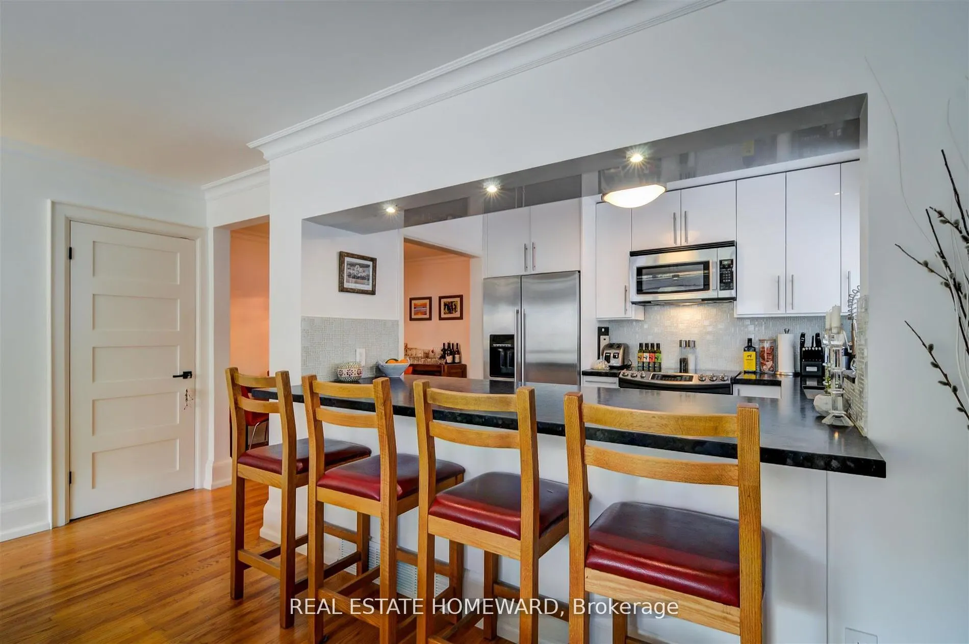 21 Love Crescent, #Main Floor