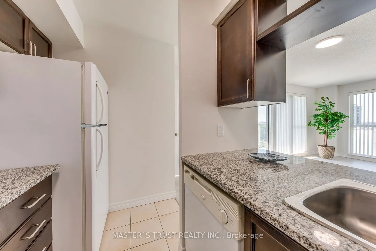 60 Town Centre Court, #1109