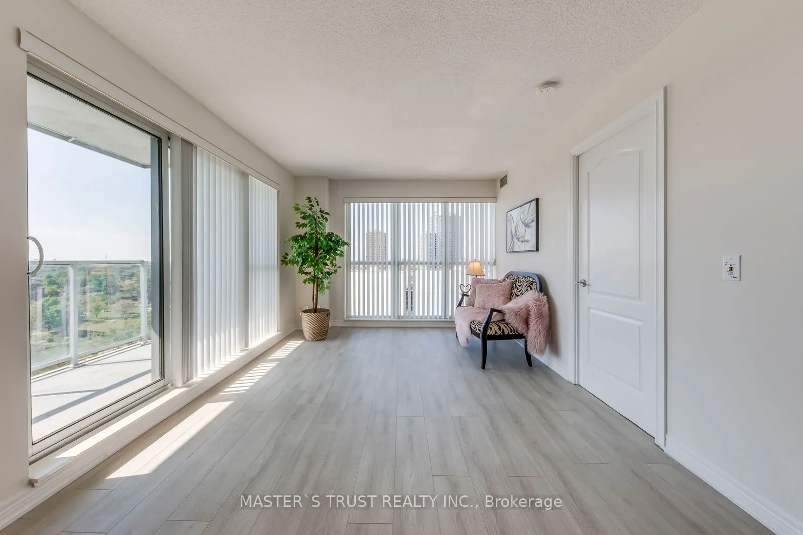 60 Town Centre Court, #1109