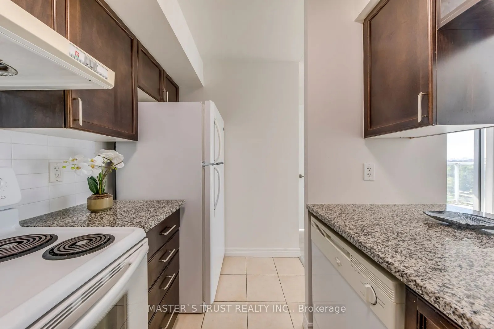 60 Town Centre Court, #1109
