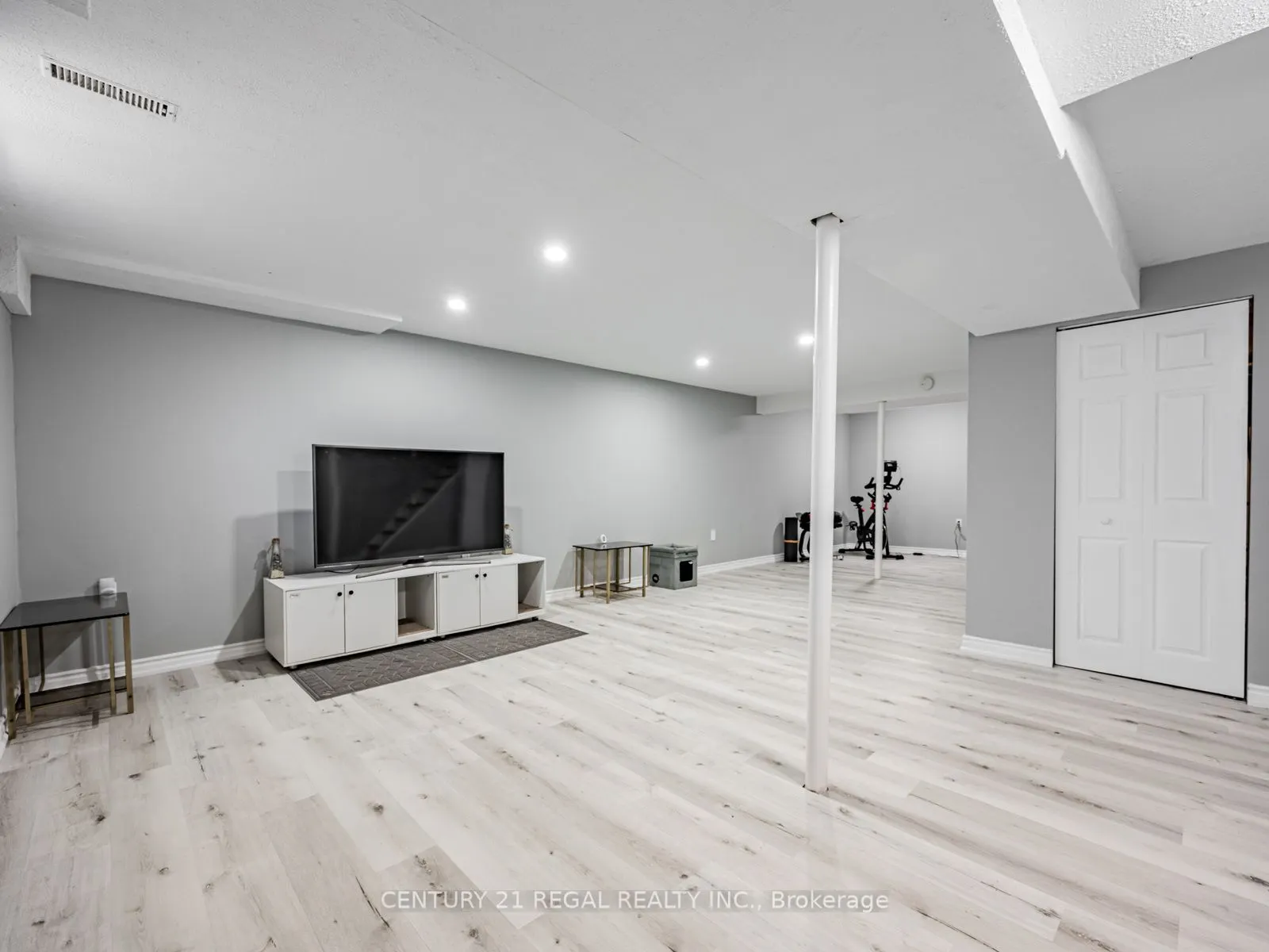 4 Groves Lane, #48