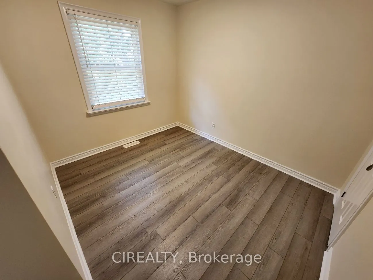 82 Lilian Drive