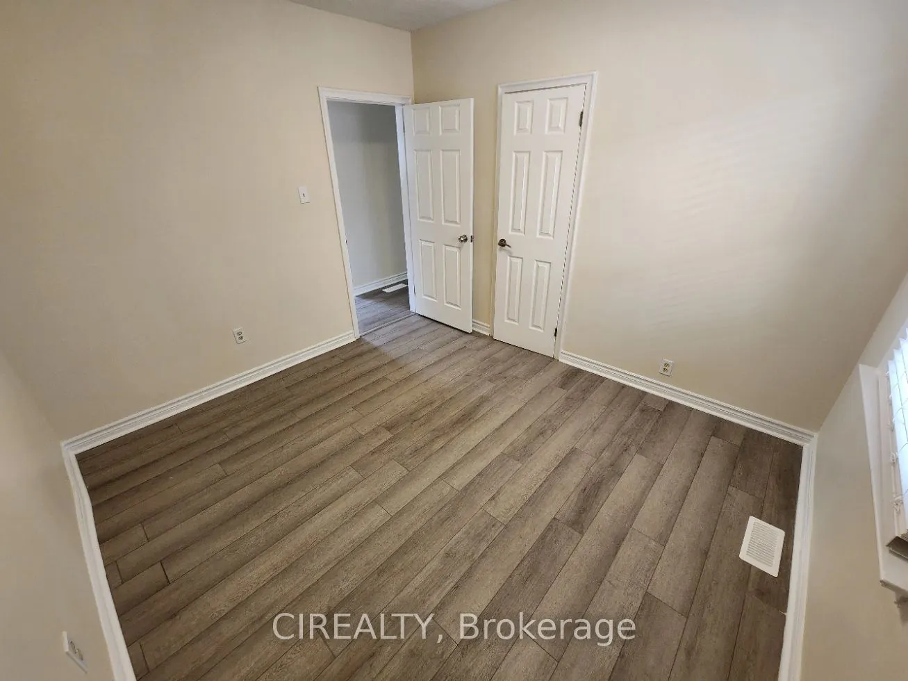 82 Lilian Drive