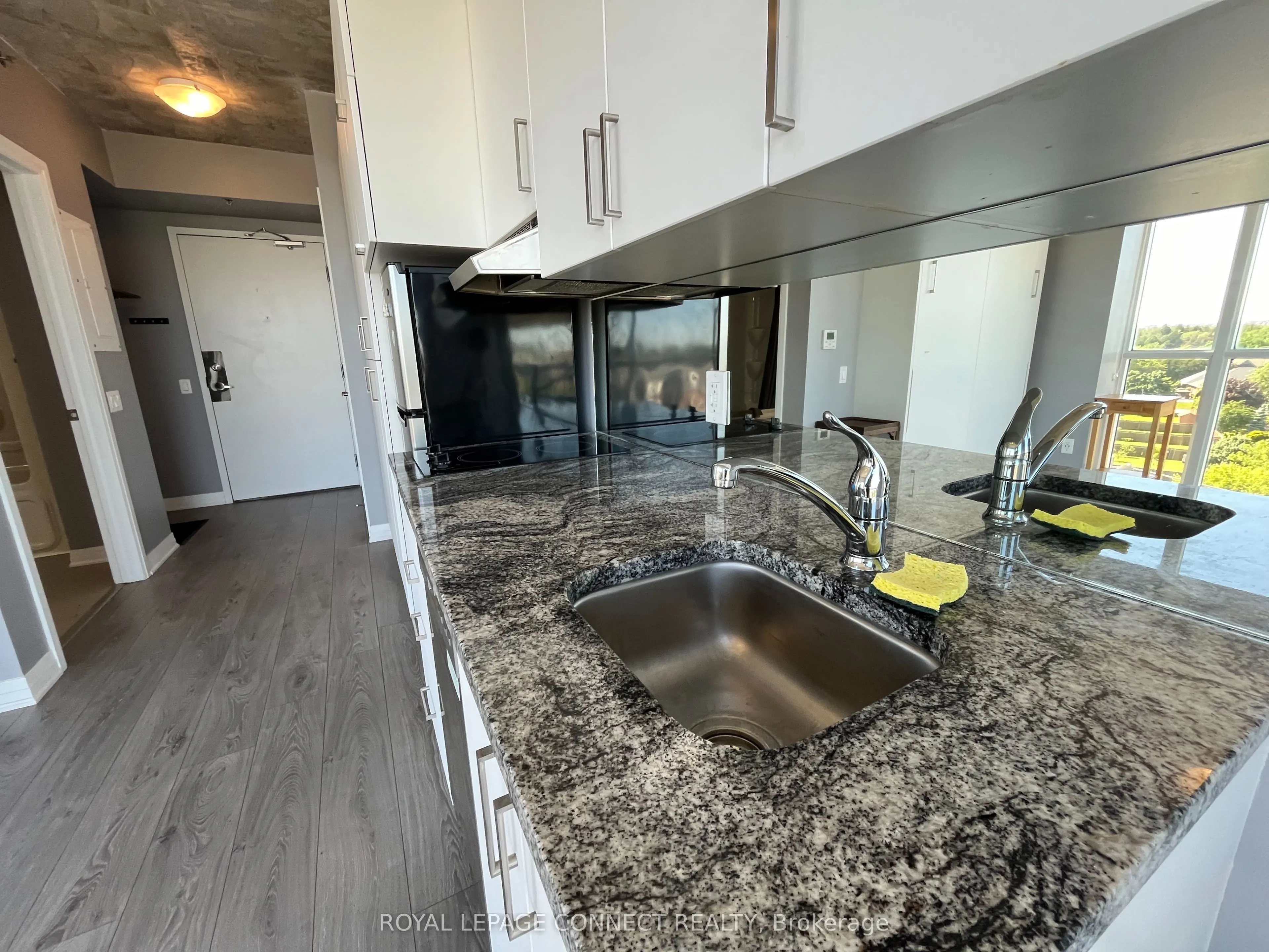 1900 Simcoe Street N, #731