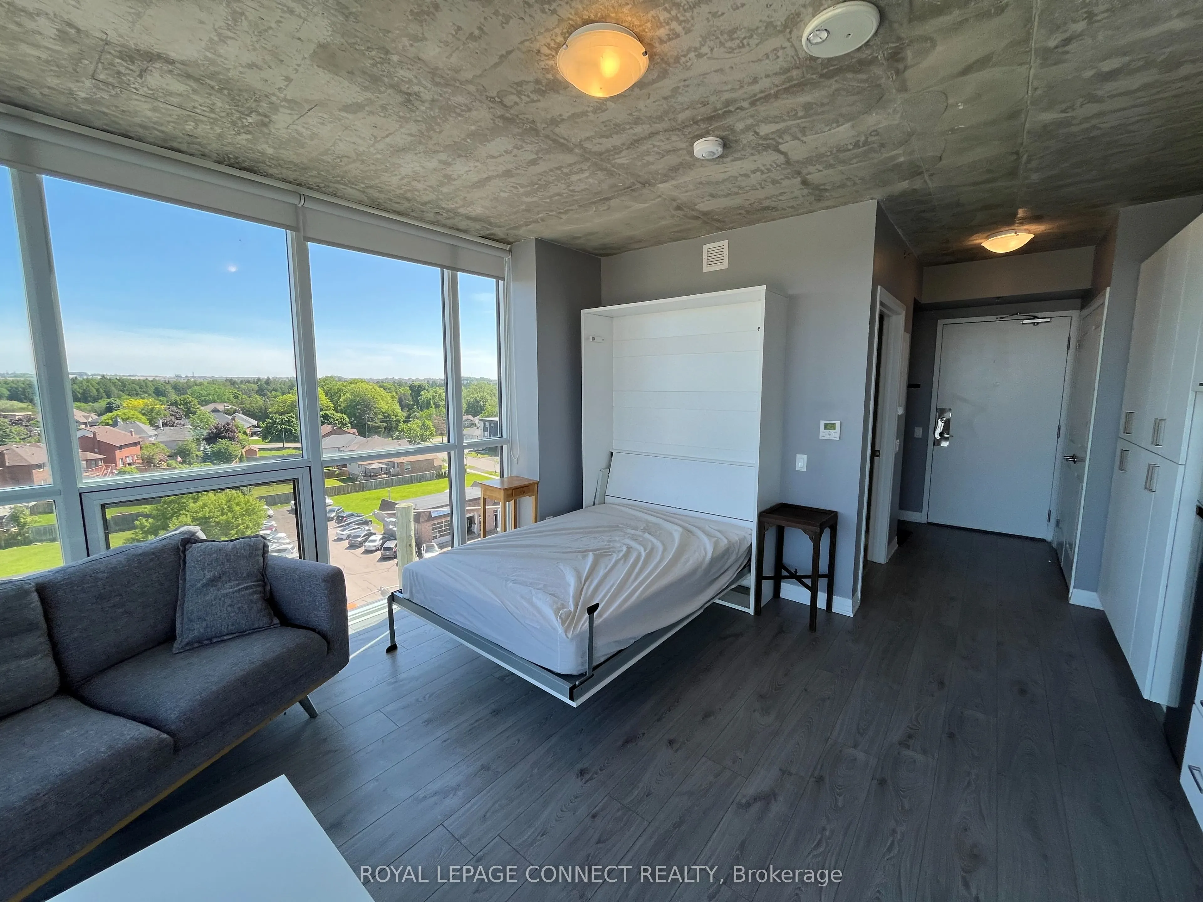 1900 Simcoe Street N, #731