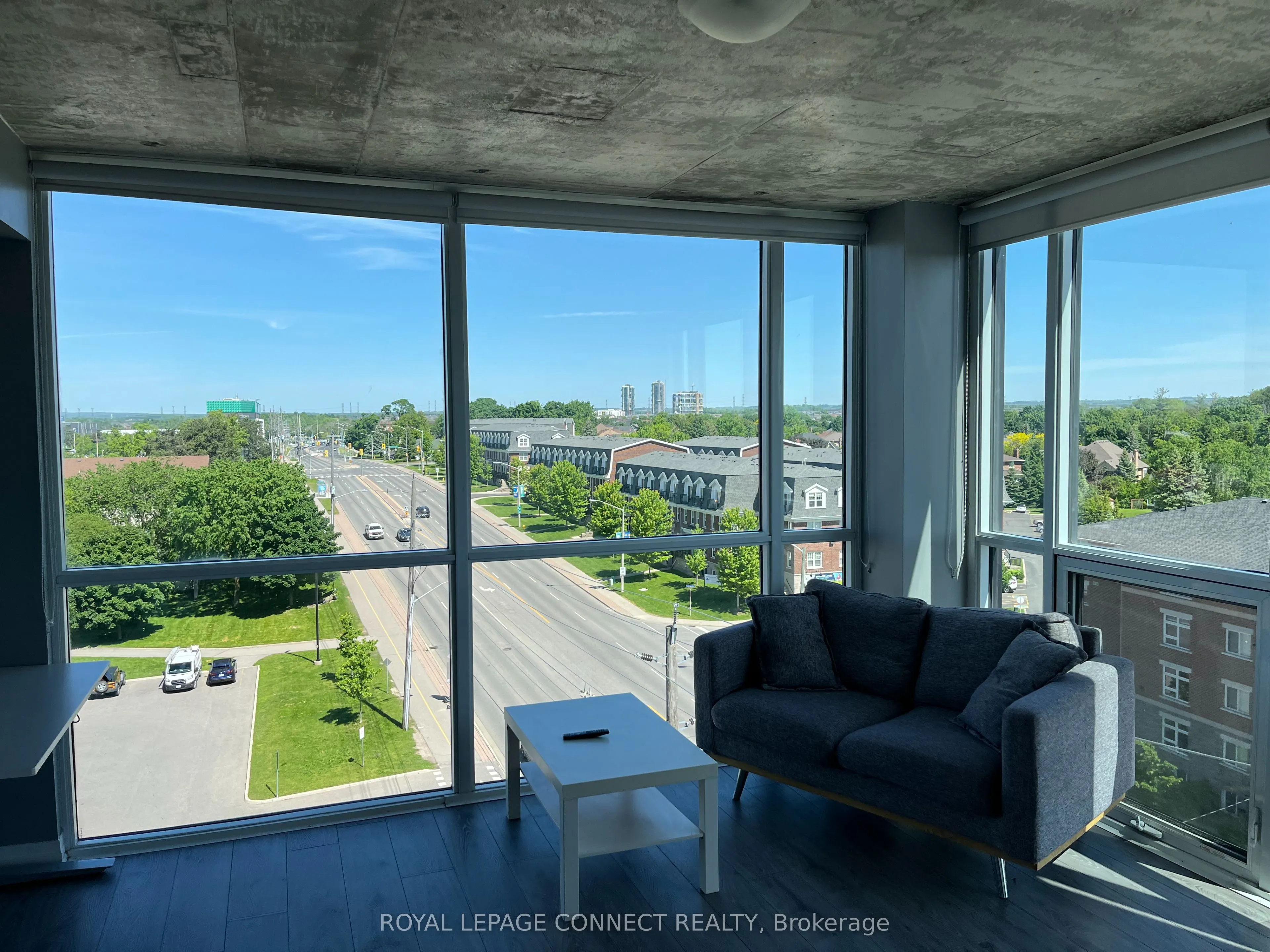 1900 Simcoe Street N, #731