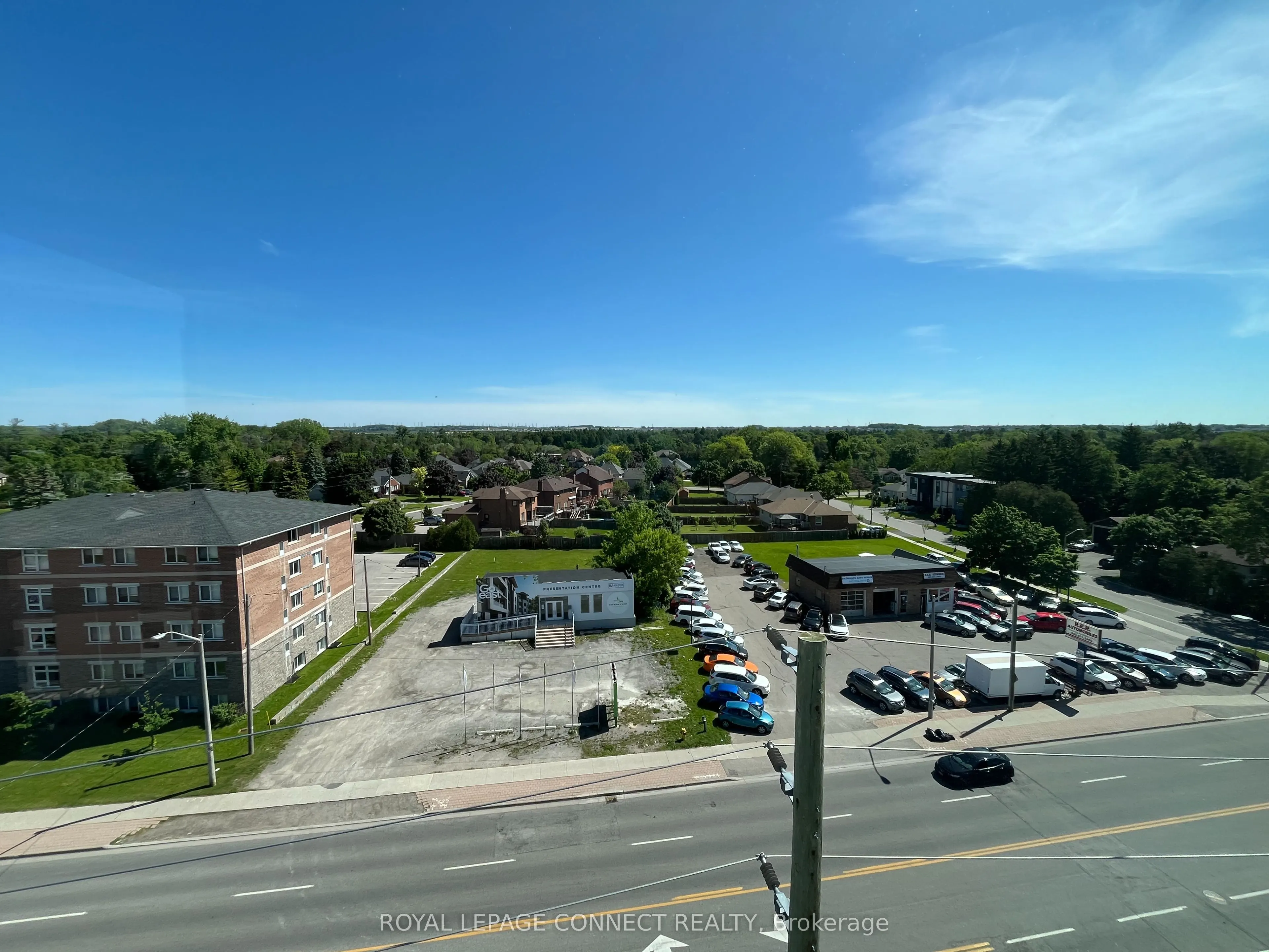 1900 Simcoe Street N, #731