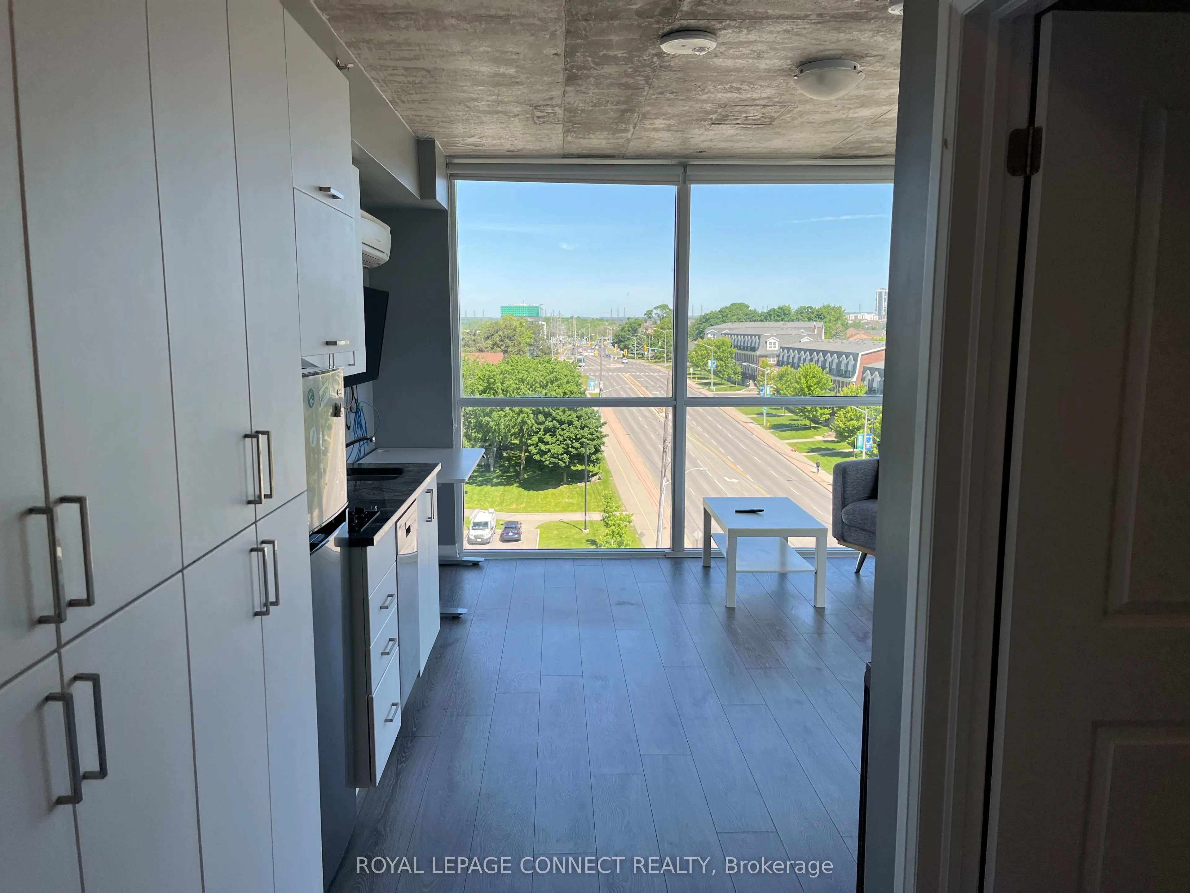 1900 Simcoe Street N, #731