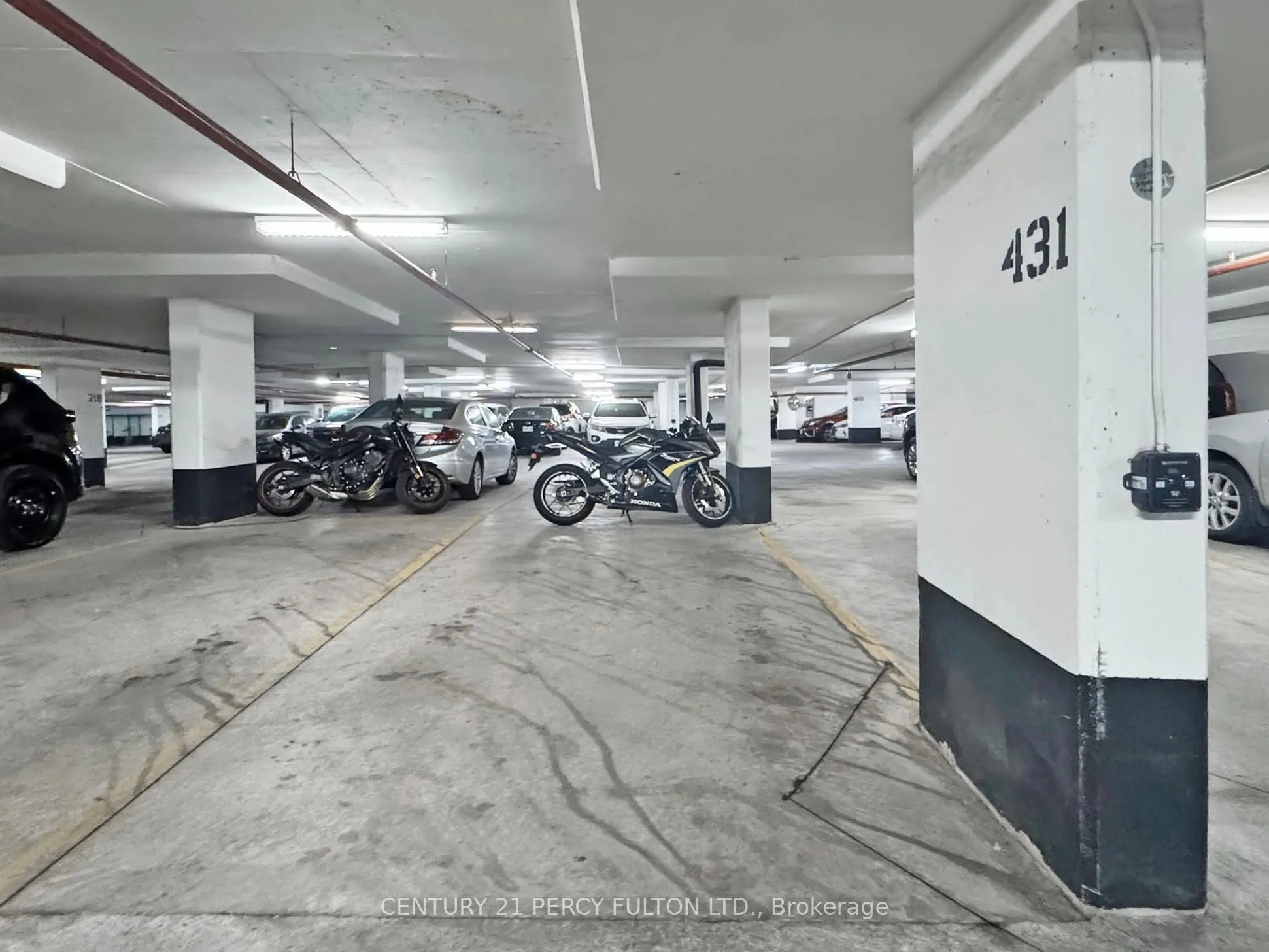 2152 Lawrence Avenue E, #1504