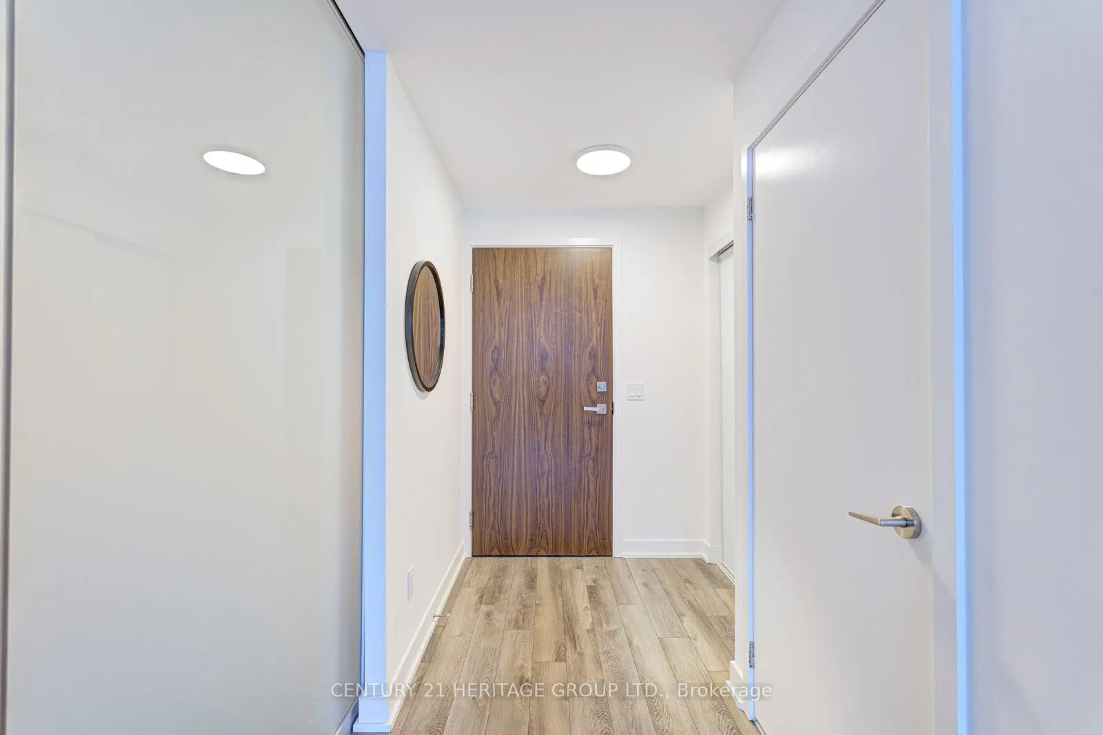 30 Baseball Place, #522