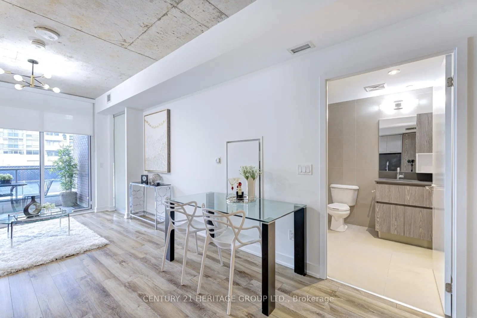 30 Baseball Place, #522