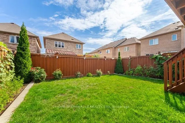 25 Luce Drive E