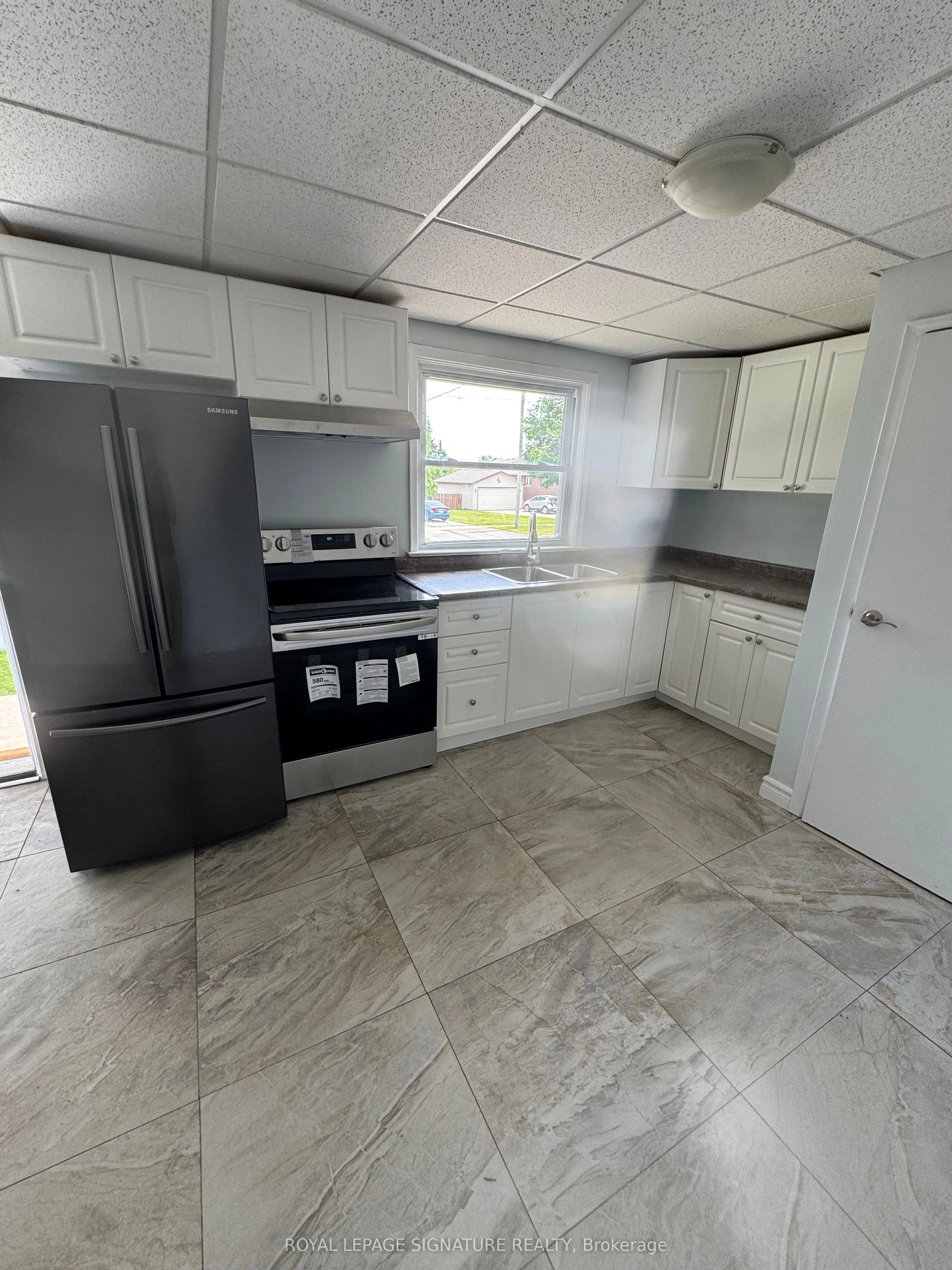 1292 Scugog Avenue