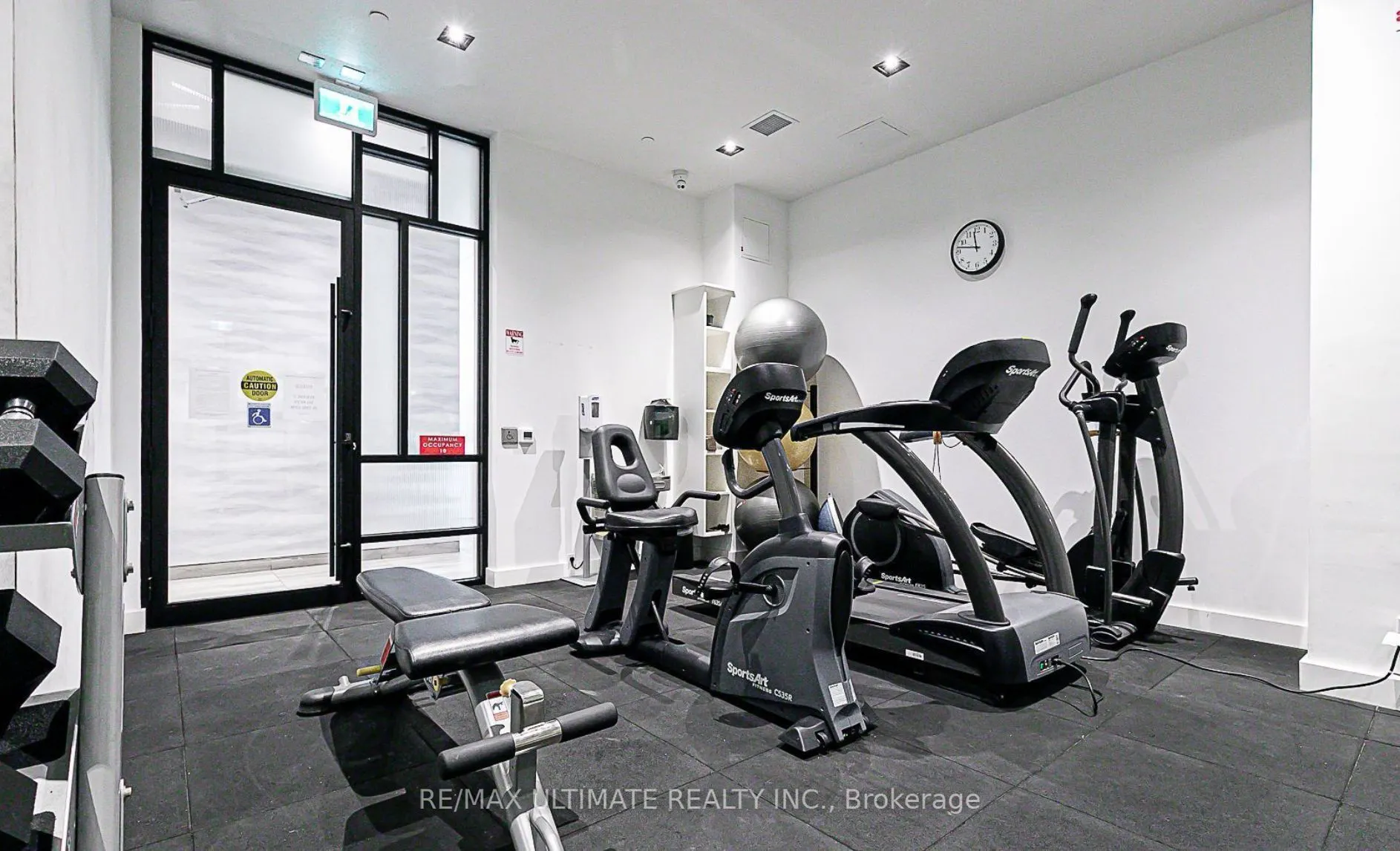 1630 Queen Street E, #301