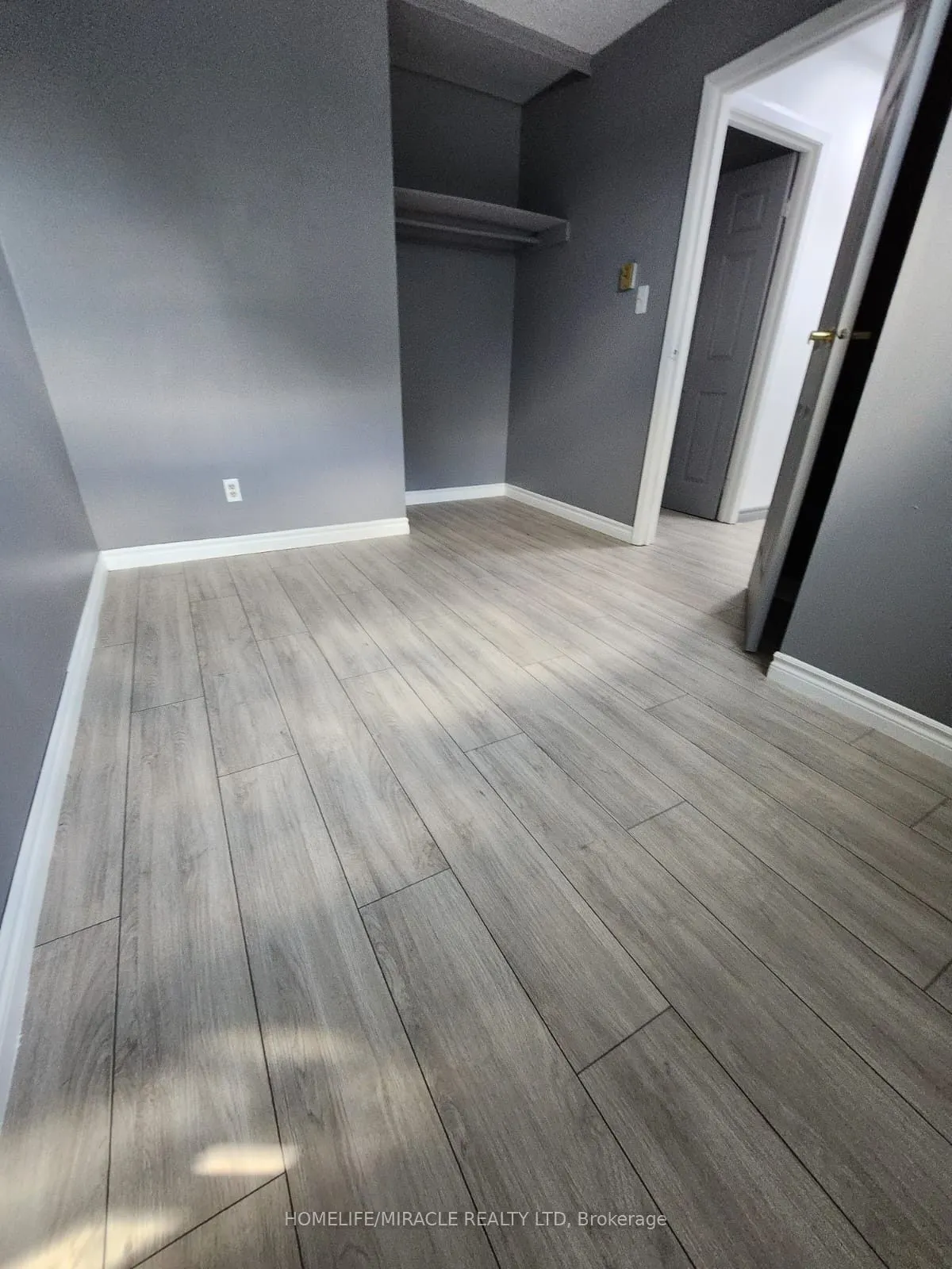 1100 Oxford Street, #2