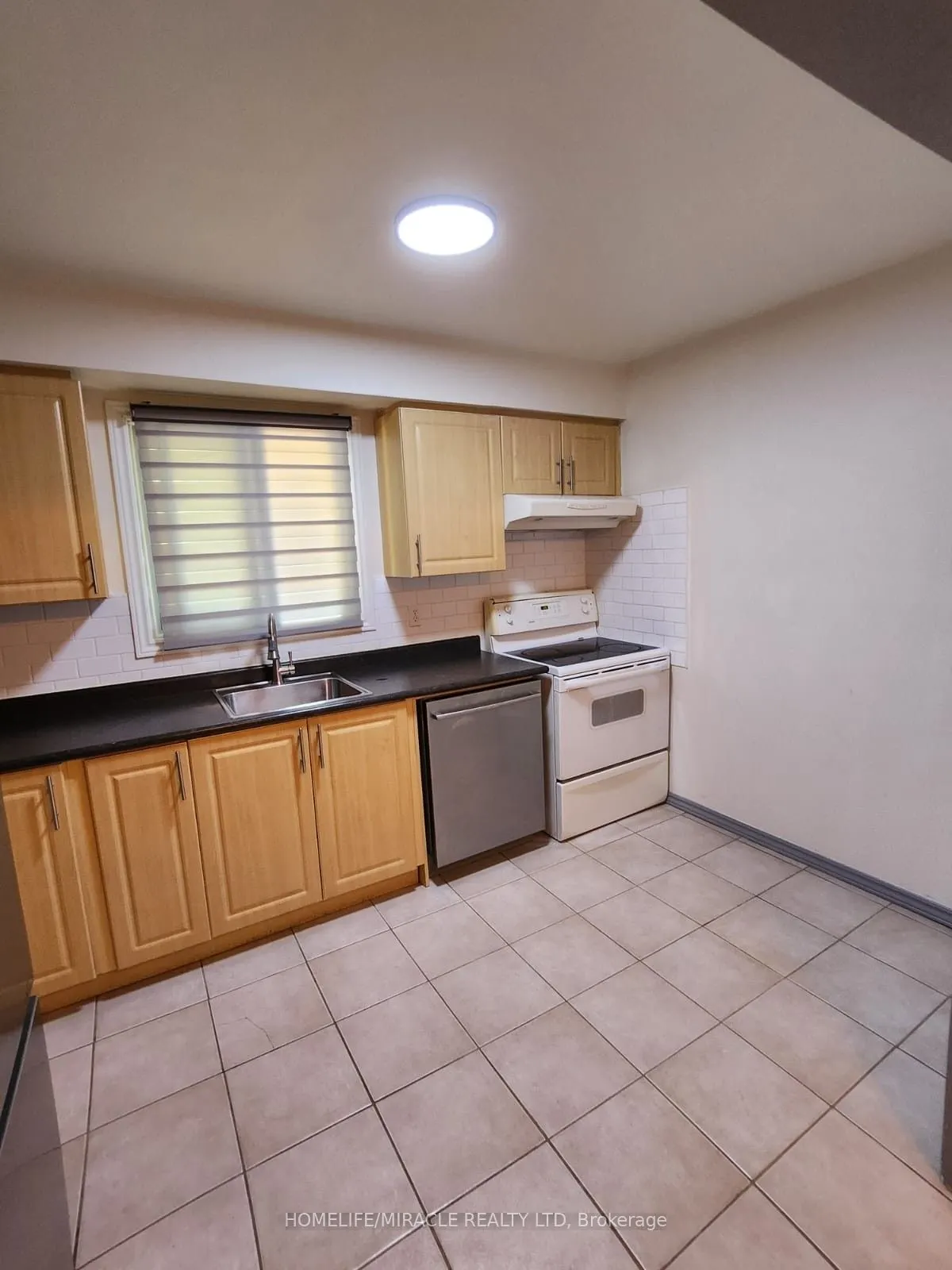 1100 Oxford Street, #2