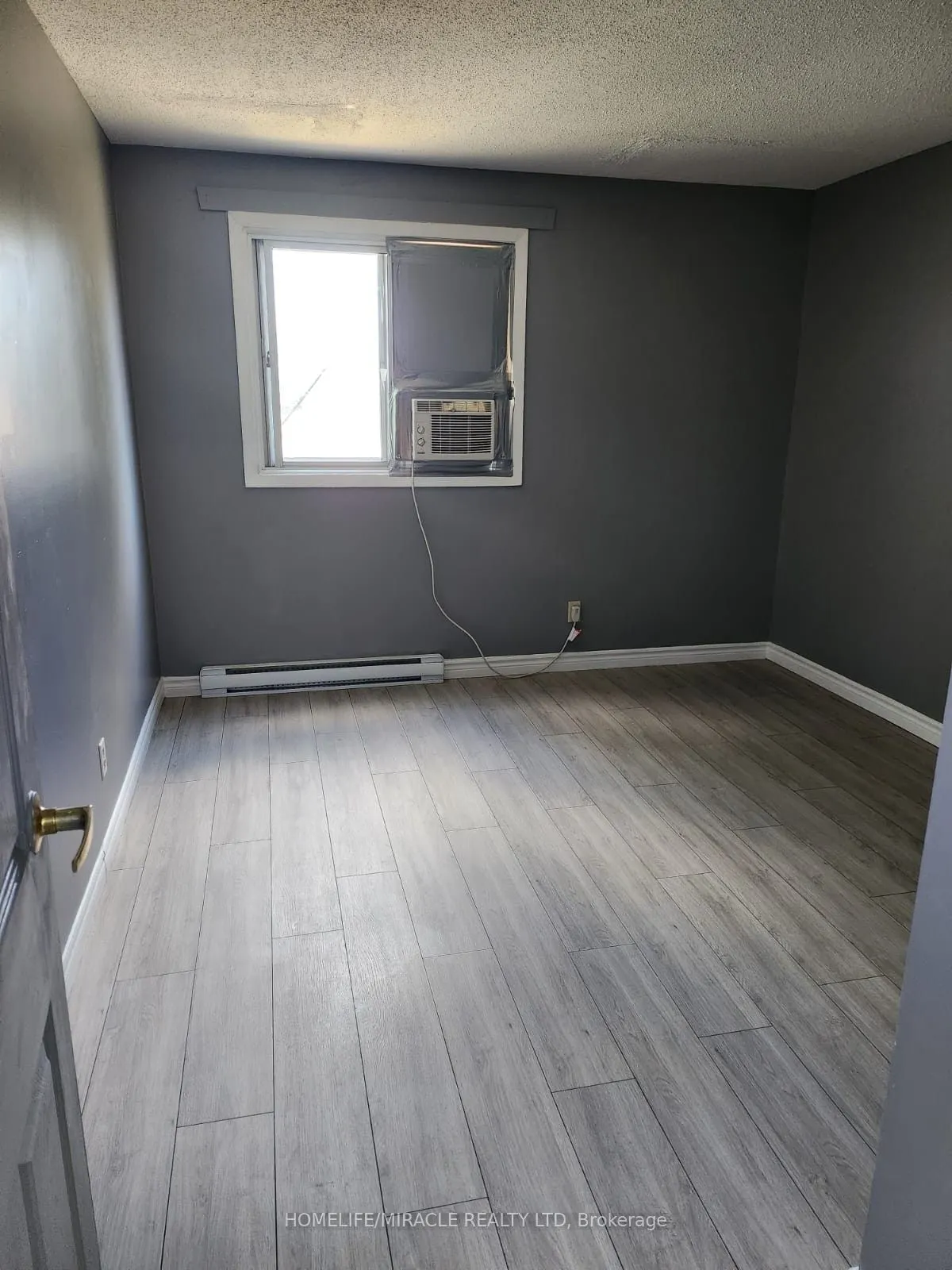 1100 Oxford Street, #2