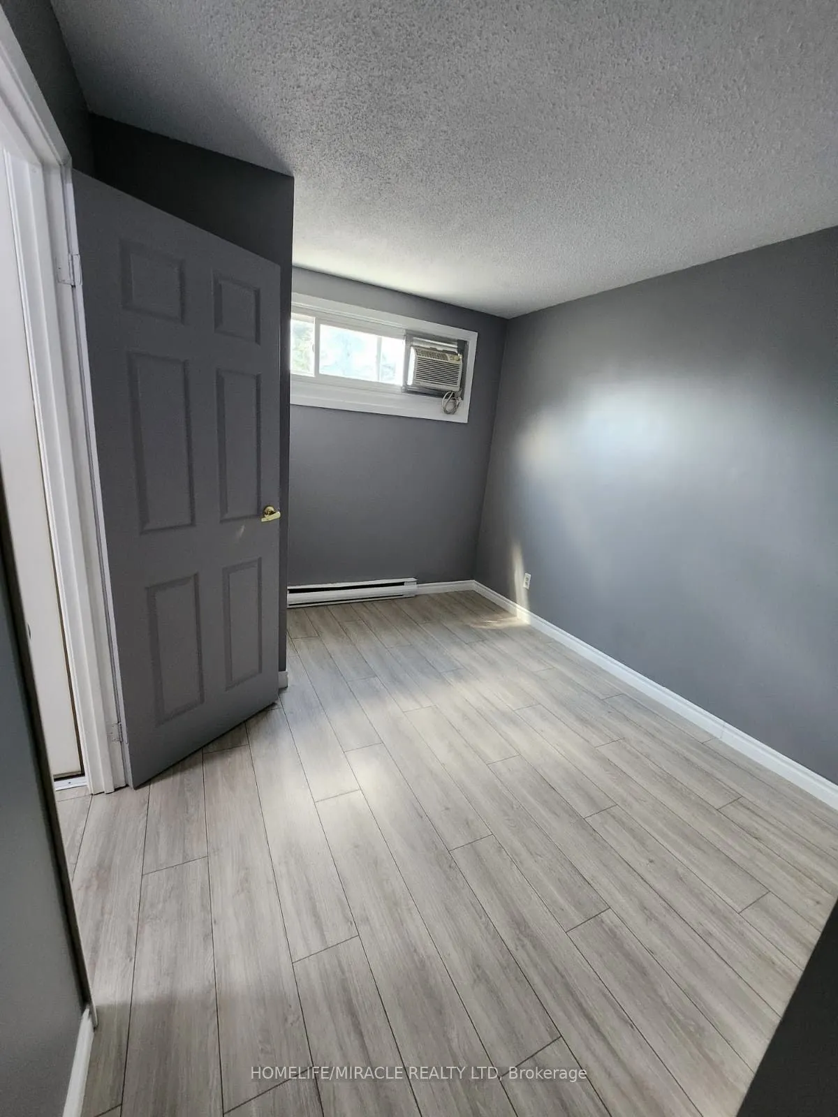 1100 Oxford Street, #2