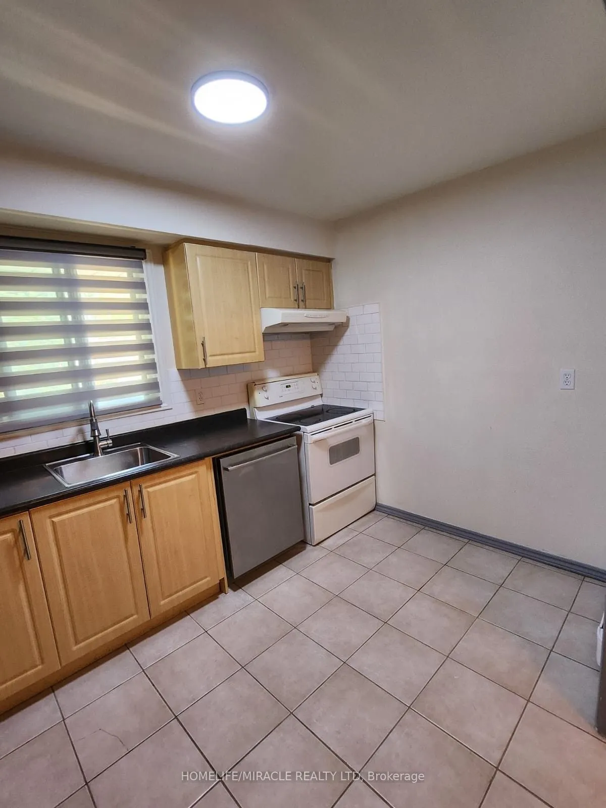 1100 Oxford Street, #2