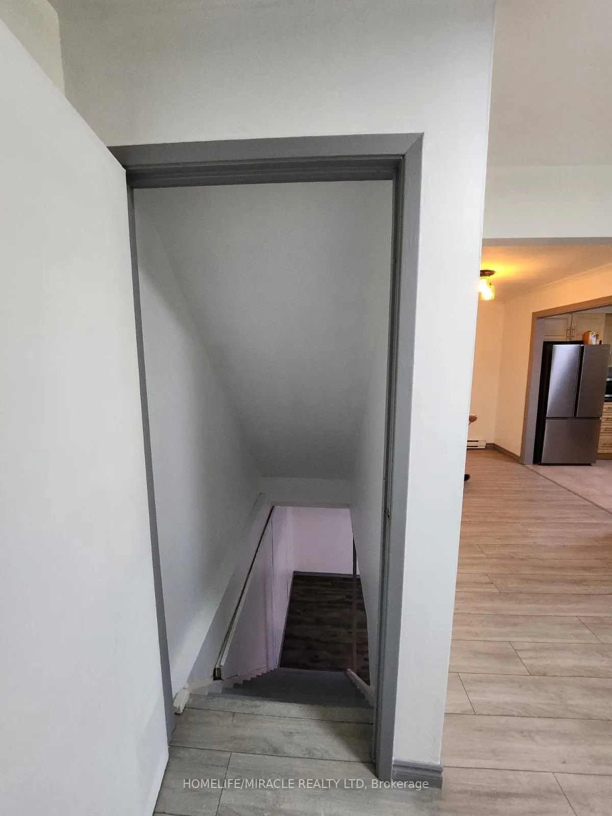 1100 Oxford Street, #2