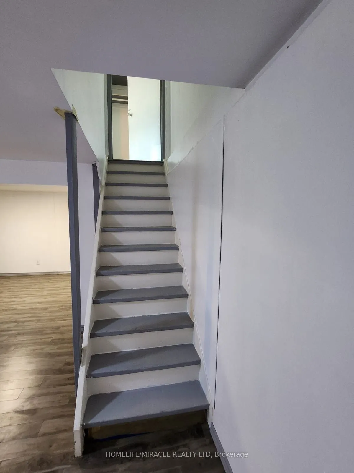 1100 Oxford Street, #2