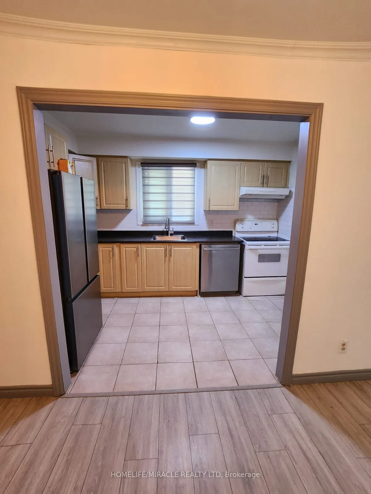 1100 Oxford Street, #2